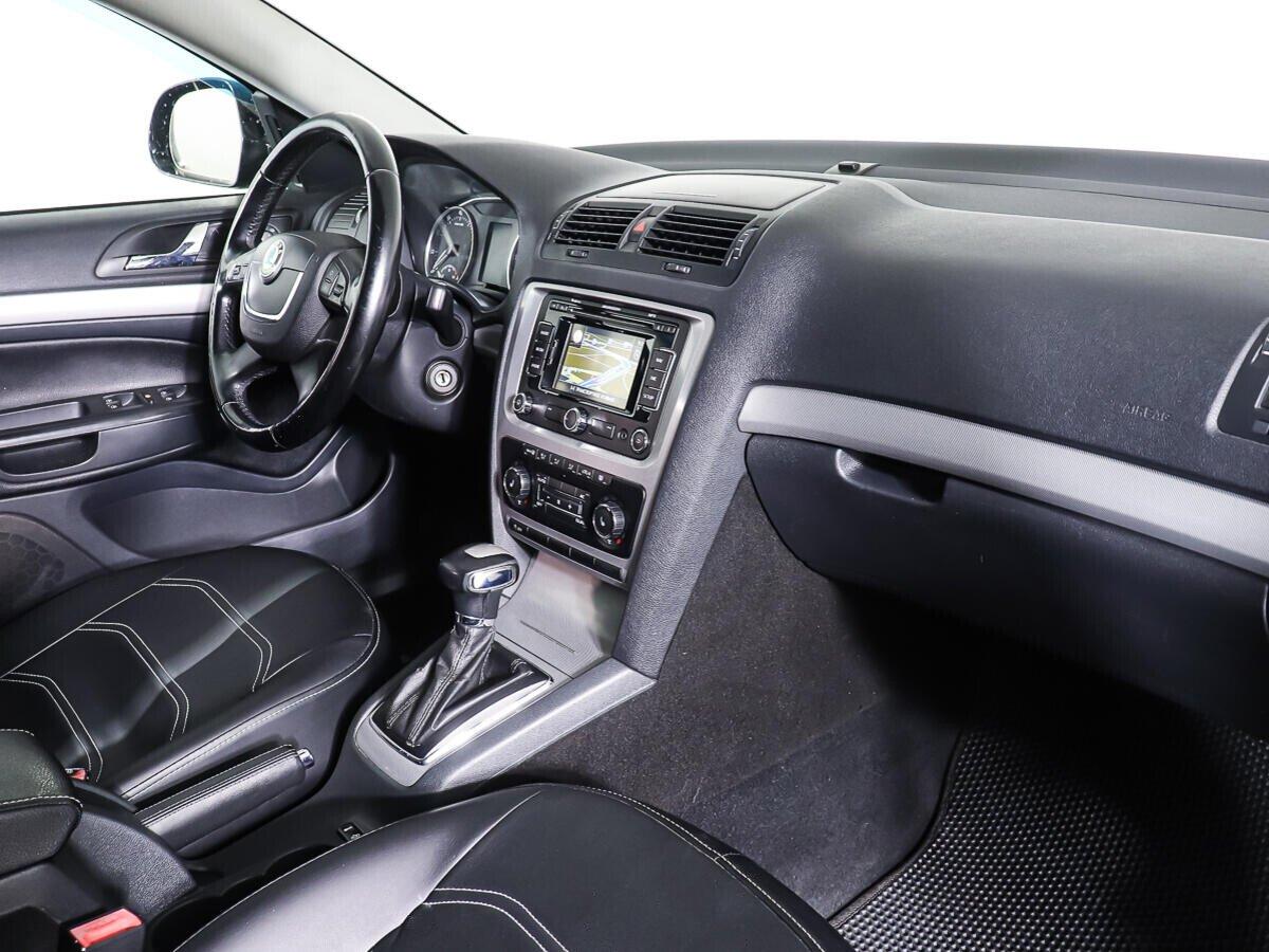 Skoda Octavia 2013, черный