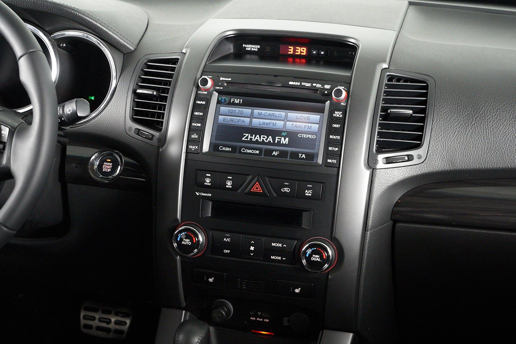 Kia Sorento 2011, коричневый