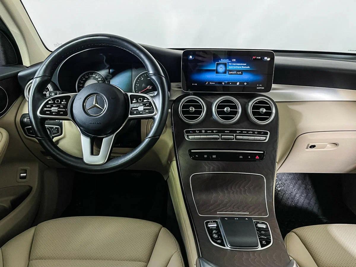 Mercedes-Benz GLC 2021, серый
