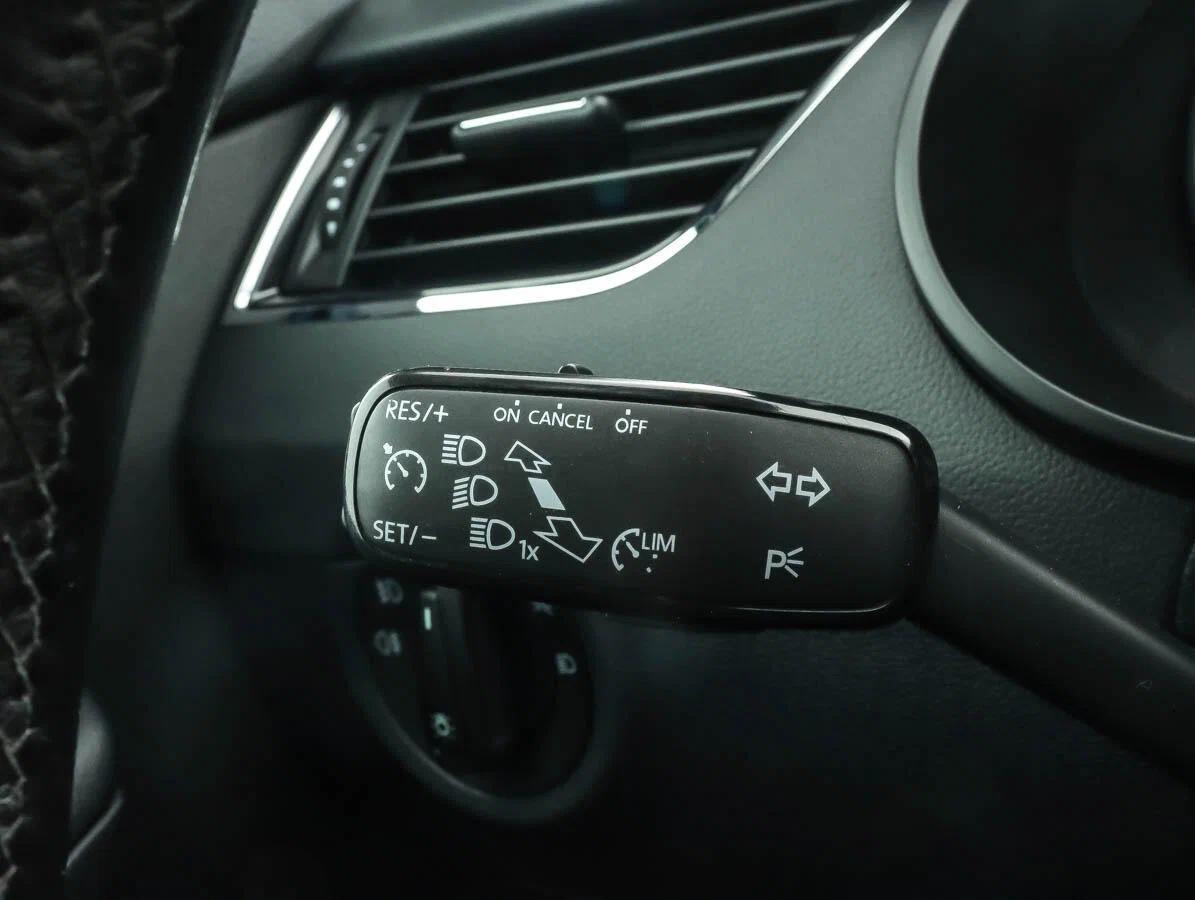 Skoda Octavia 2019, бежевый