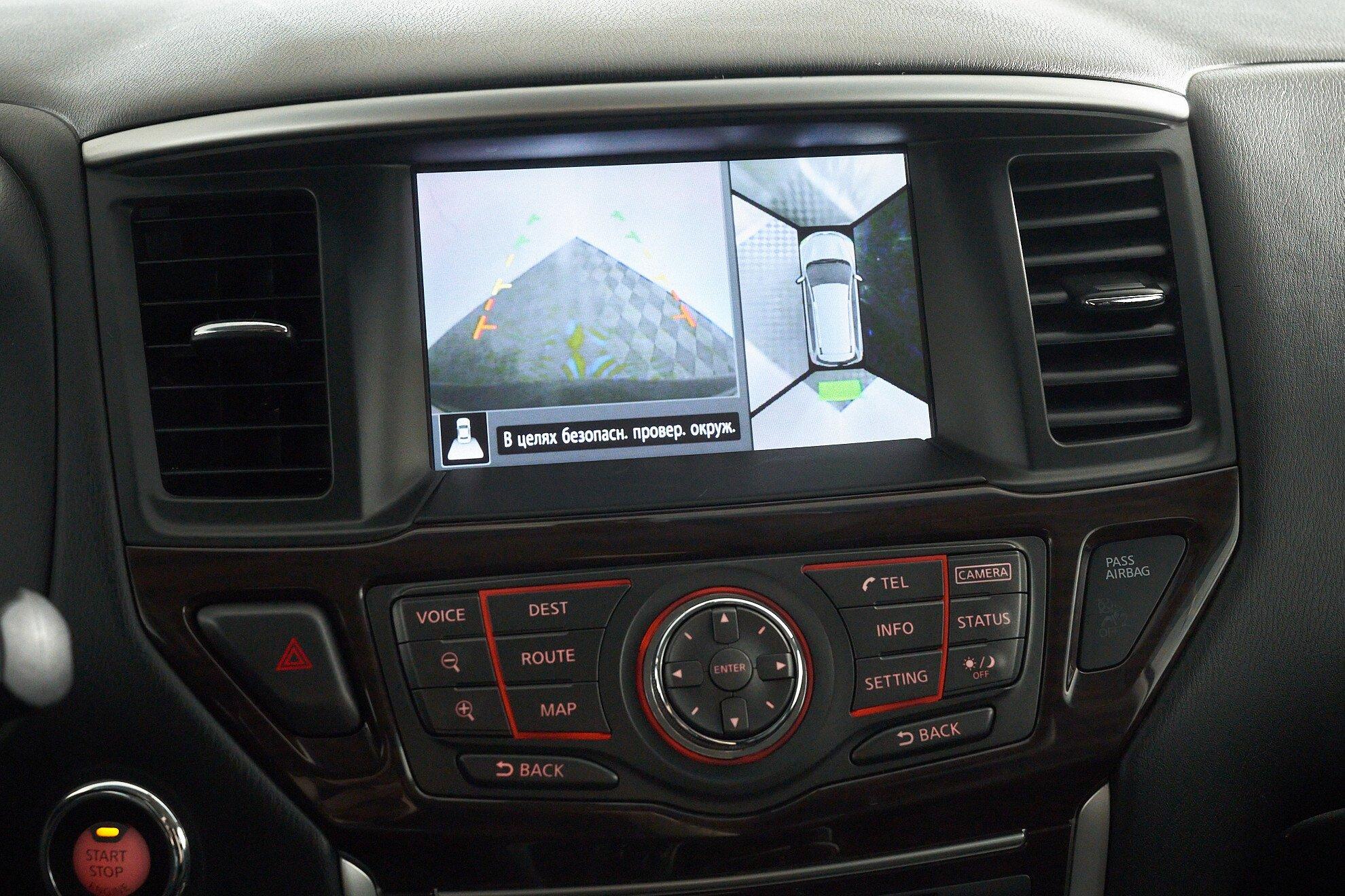 Nissan Pathfinder 2014, черный