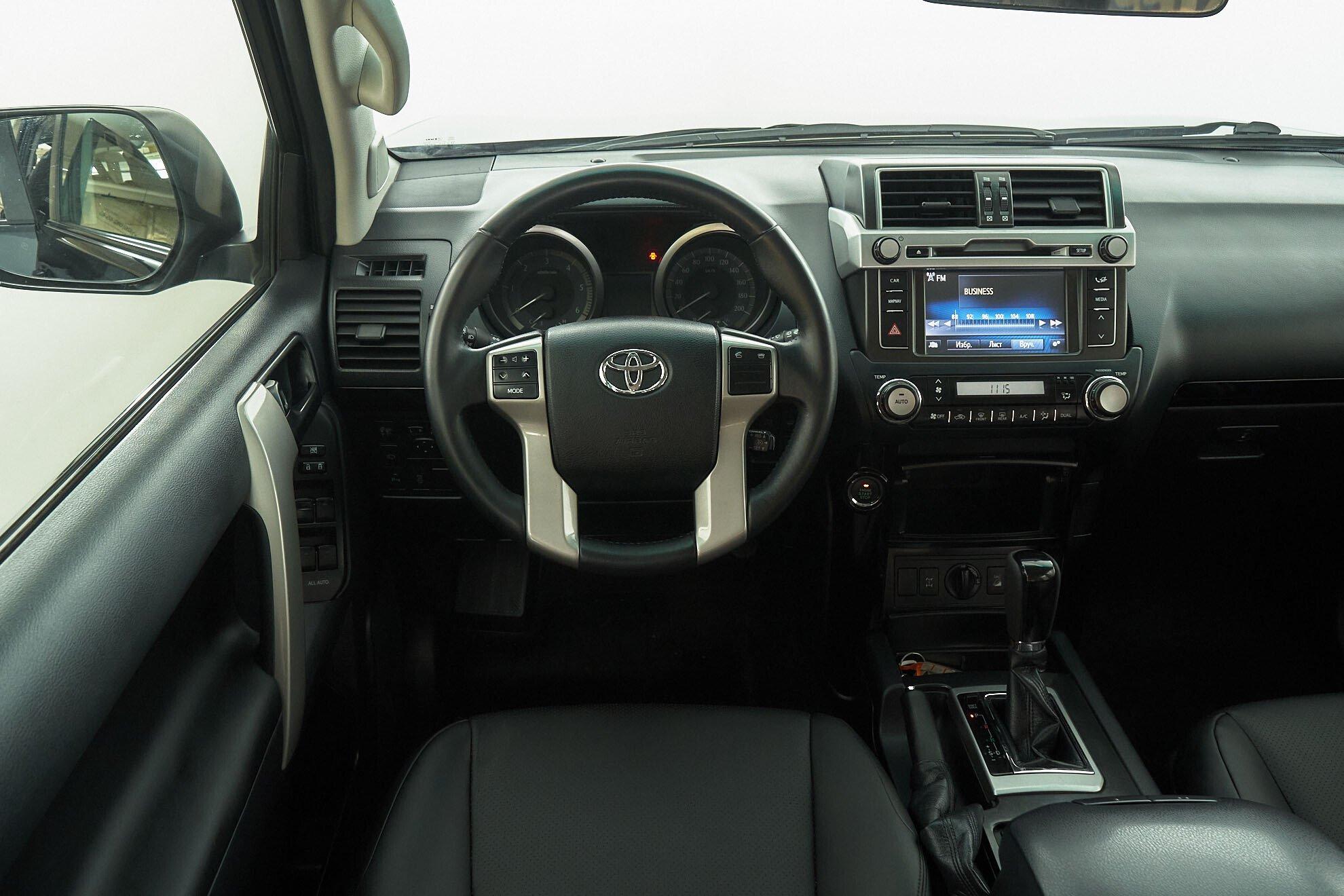 Toyota Land Cruiser Prado 2016, синий