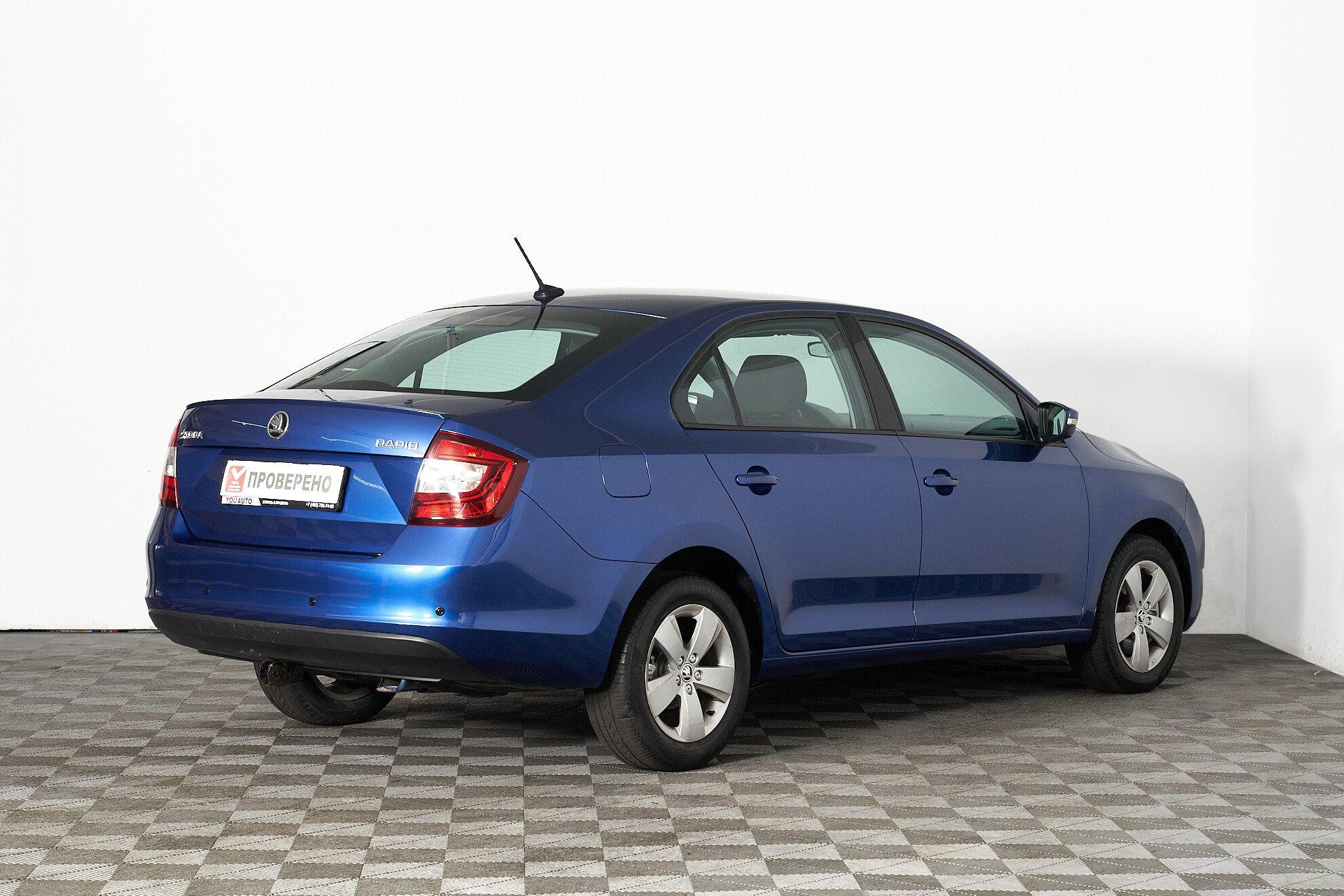Skoda Rapid 2017, синий