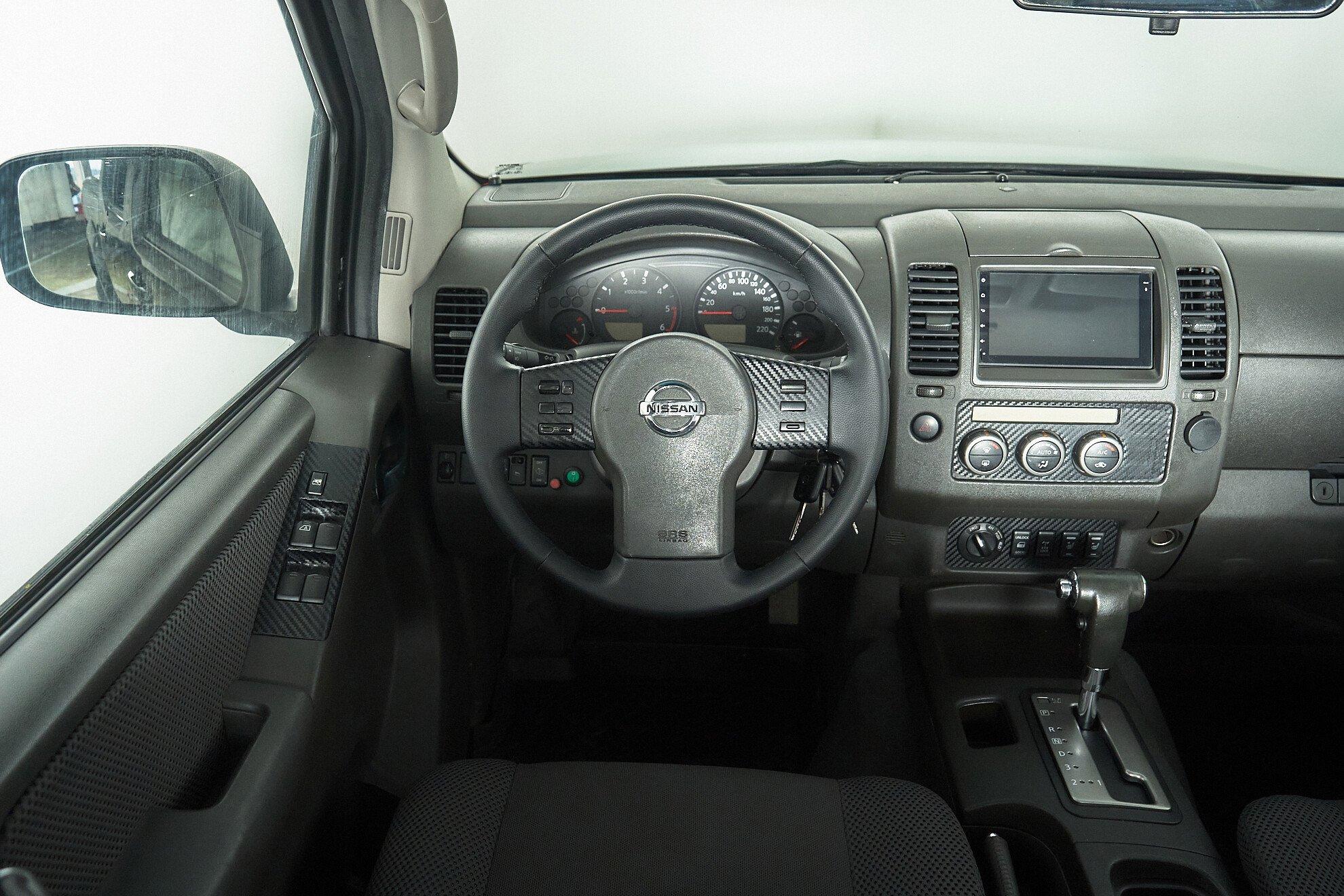Nissan Navara (Frontier) 2007, черный