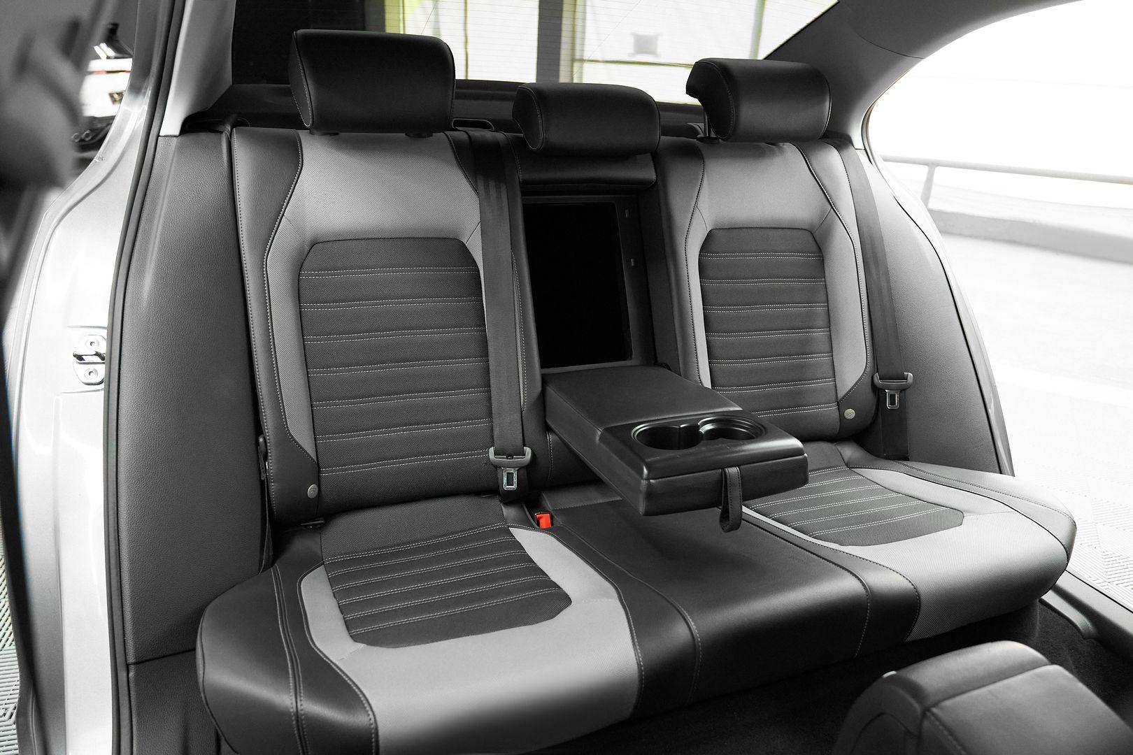 Volkswagen Jetta 2014, серый