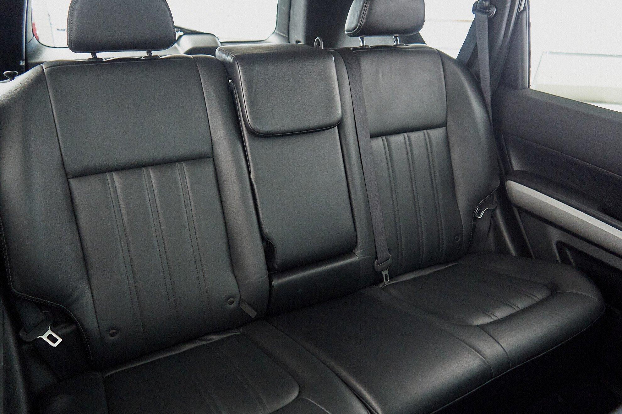 Nissan X-Trail 2011, черный