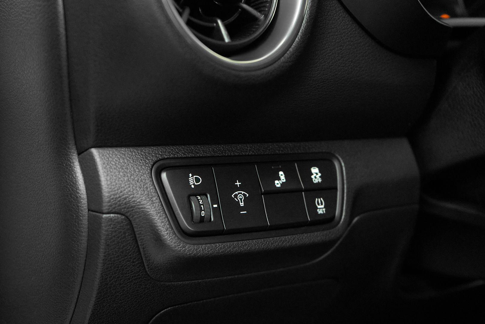 Kia Cerato 2018, белый