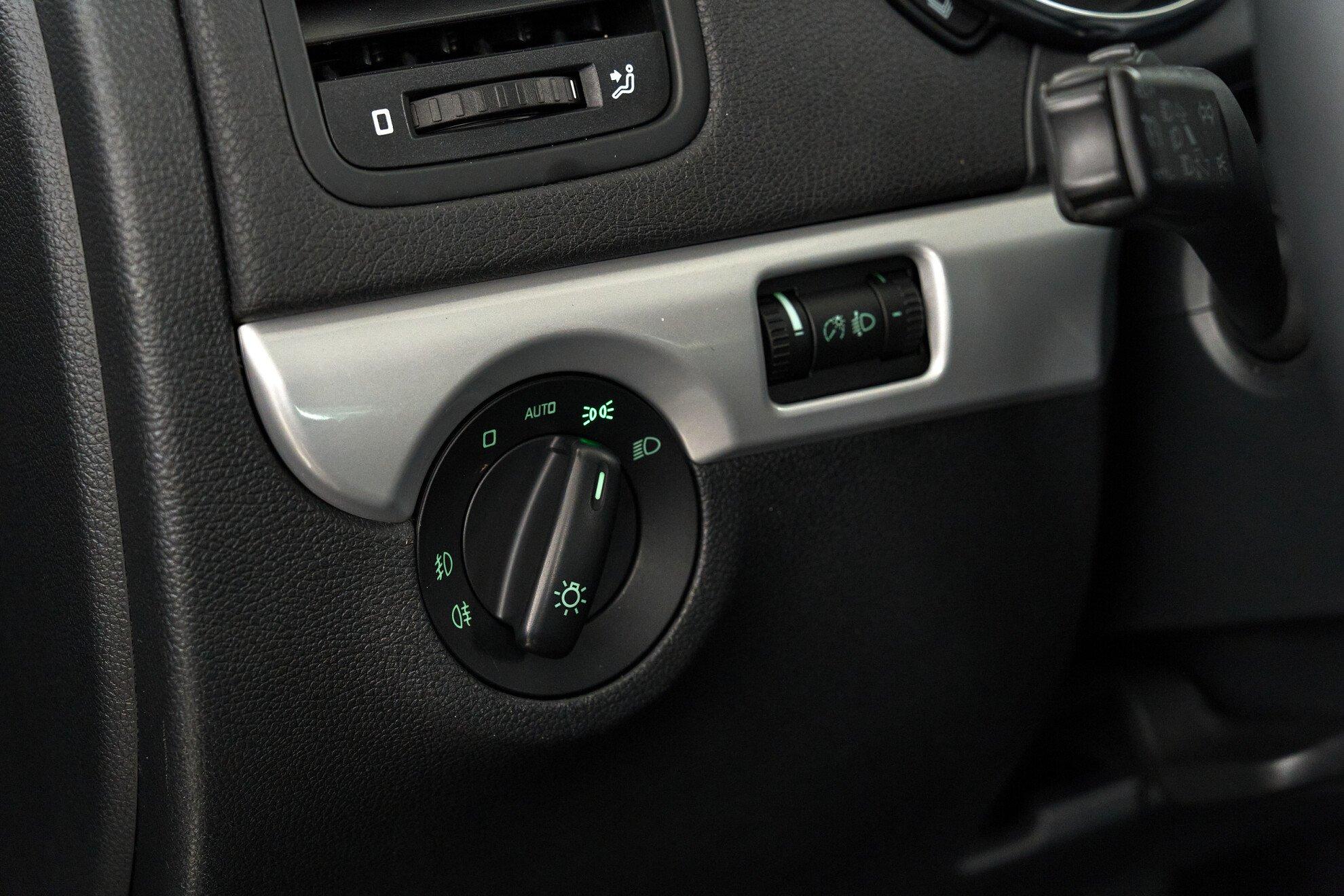 Skoda Yeti 2013, серый