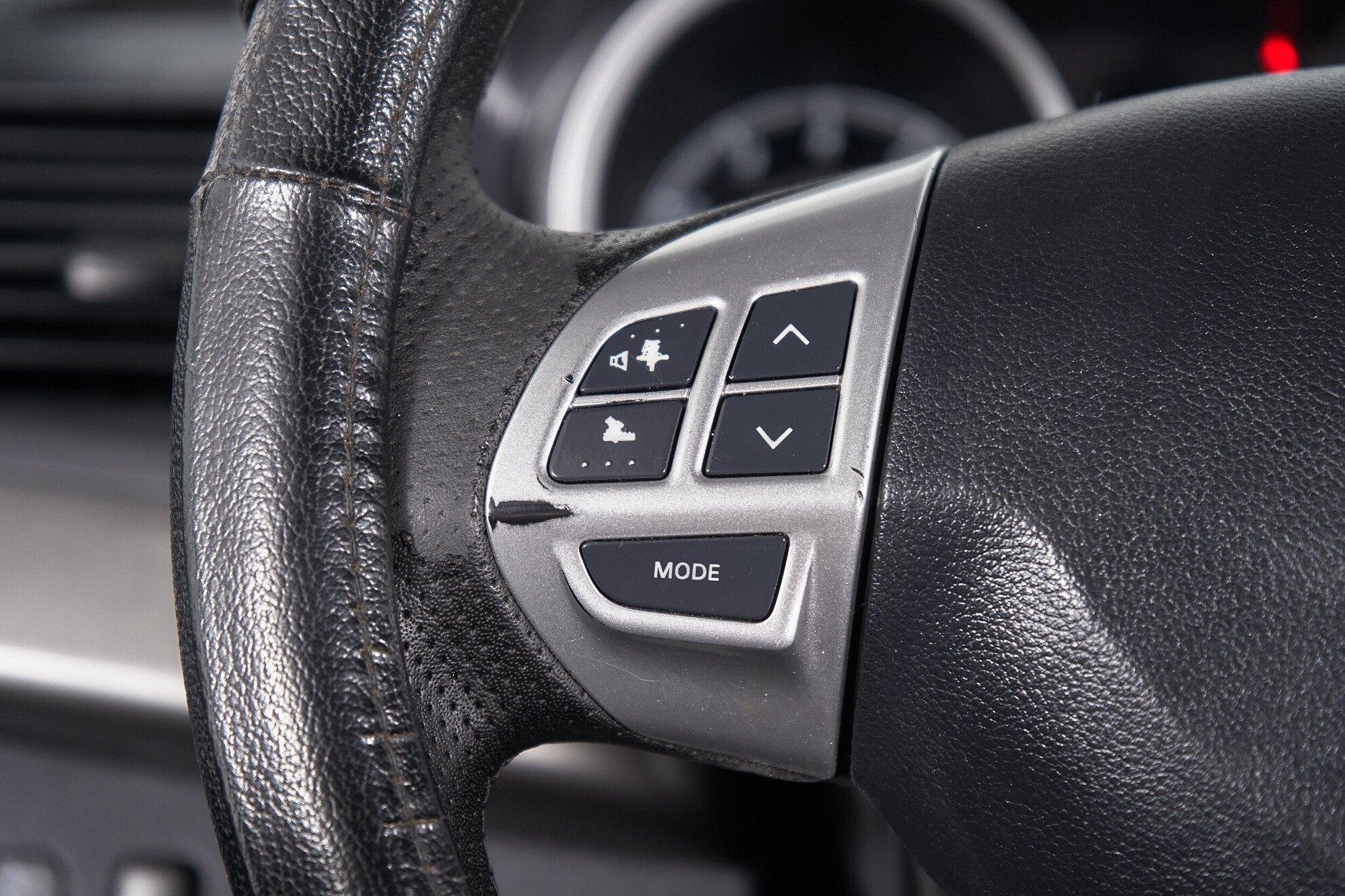 Mitsubishi Lancer 2013, синий