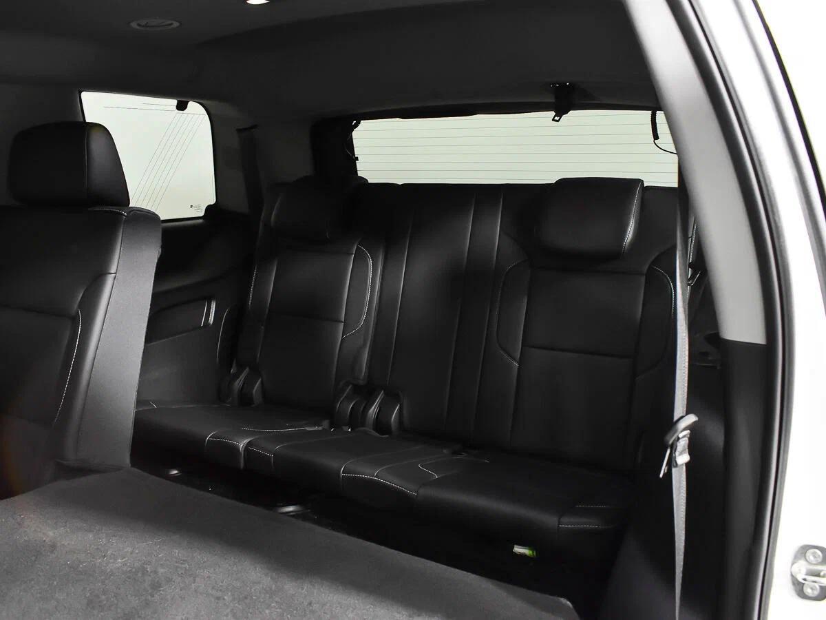 Chevrolet Tahoe 2020, белый