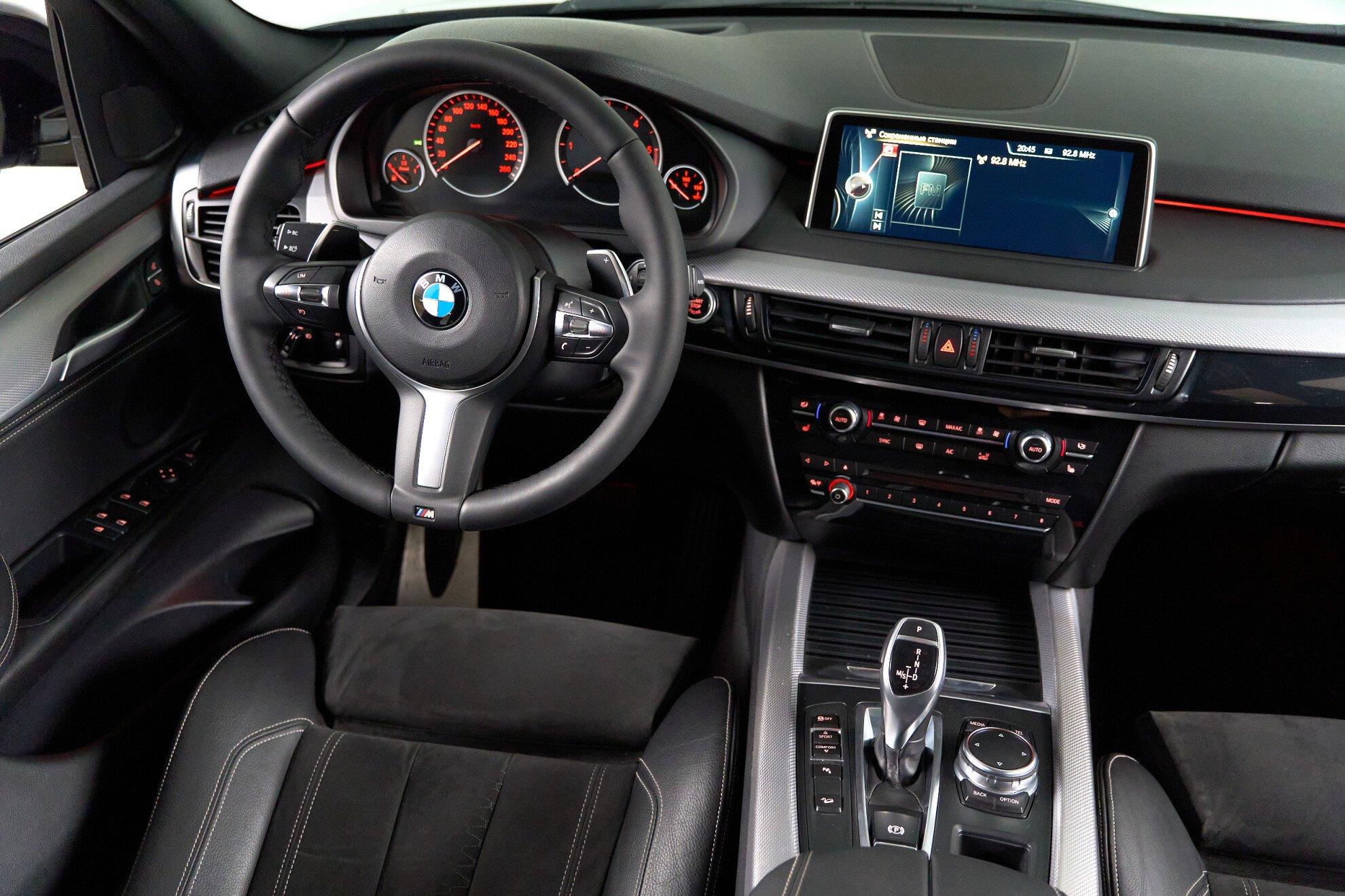 BMW X5 2017, синий