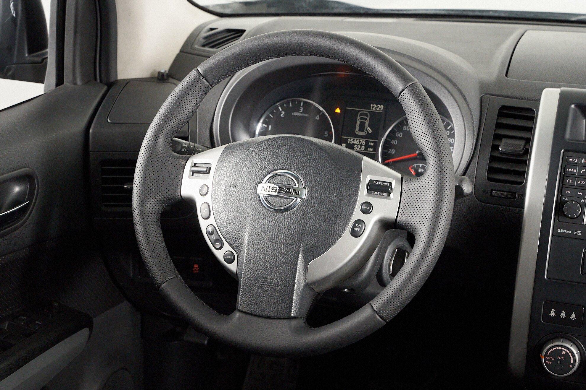 Nissan X-Trail 2013, черный