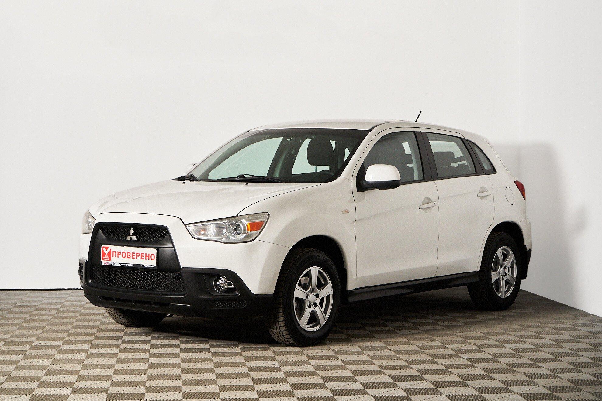Mitsubishi ASX 2012, белый