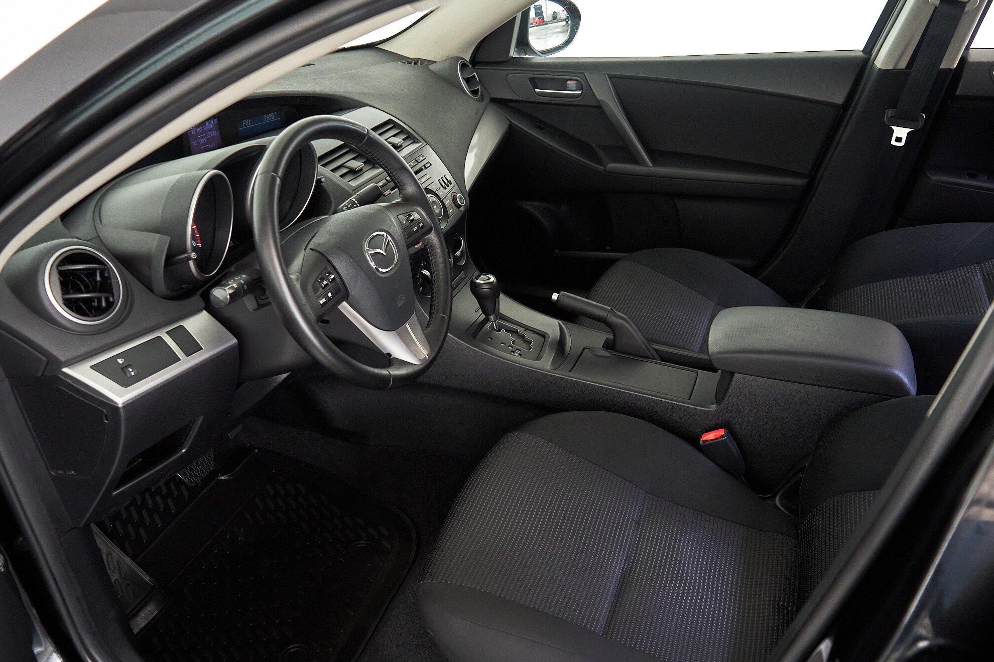 Mazda 3 2013, черный