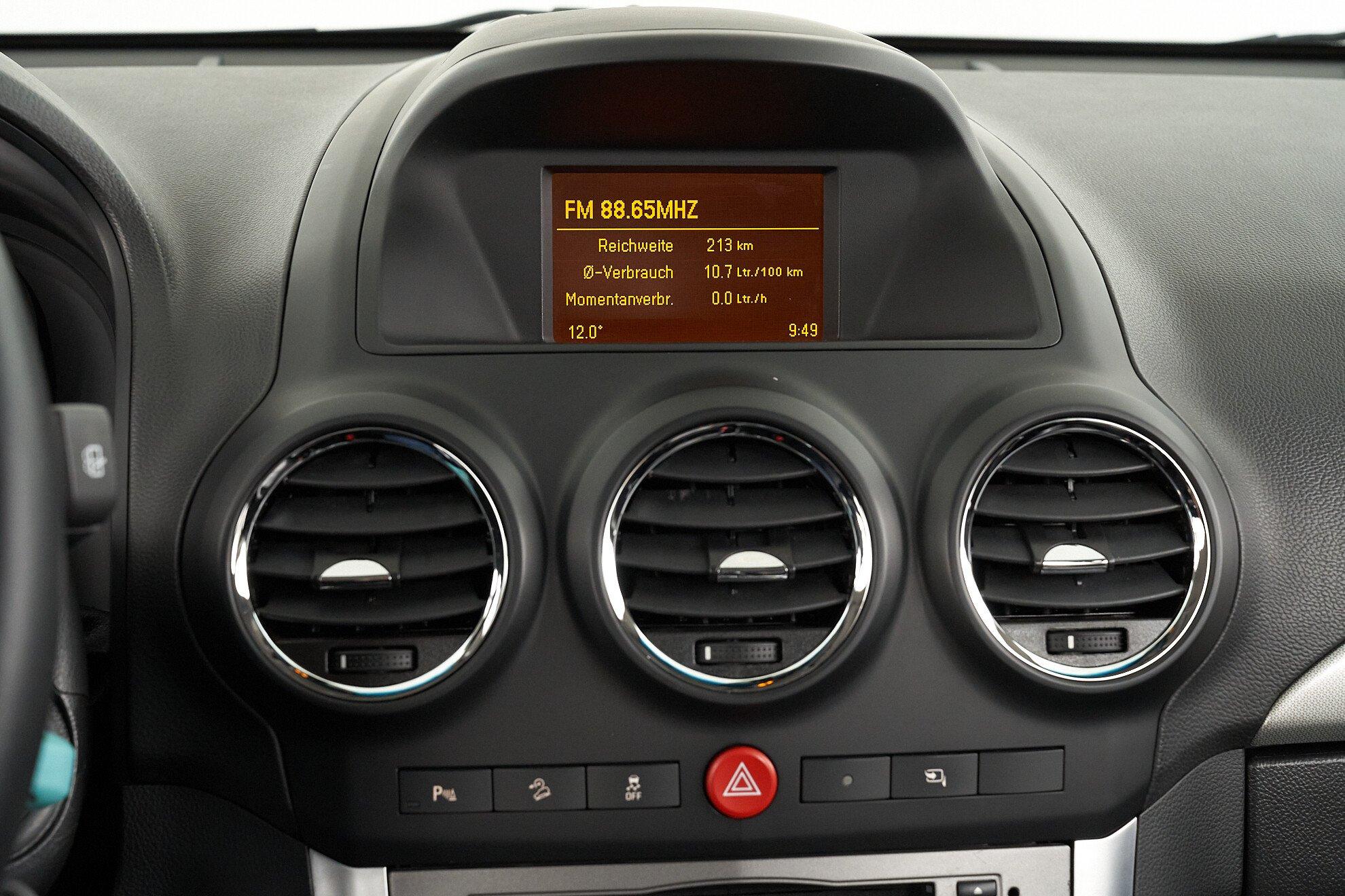 Opel Antara 2013, серый