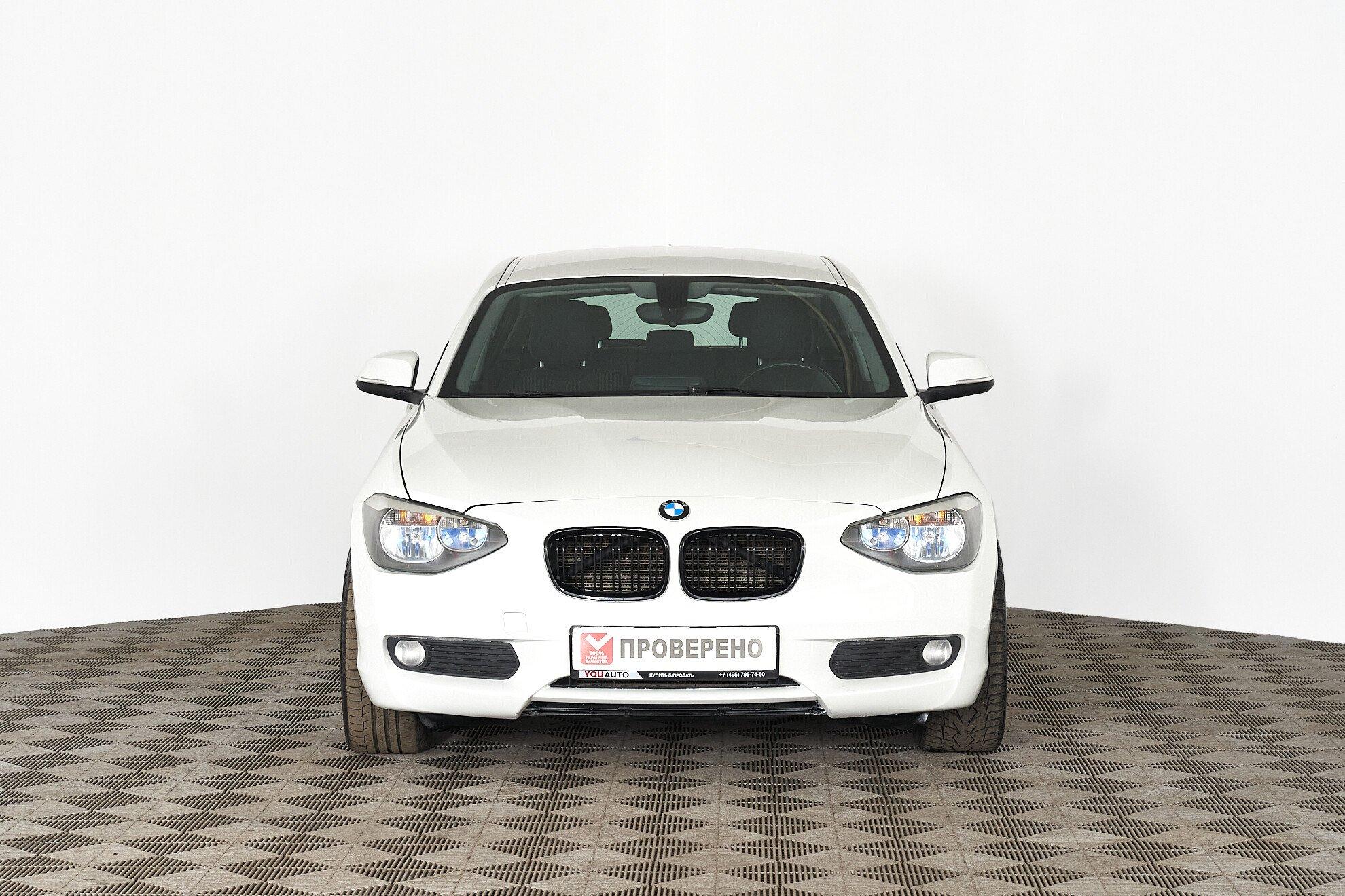 BMW 1 серии 2012, белый