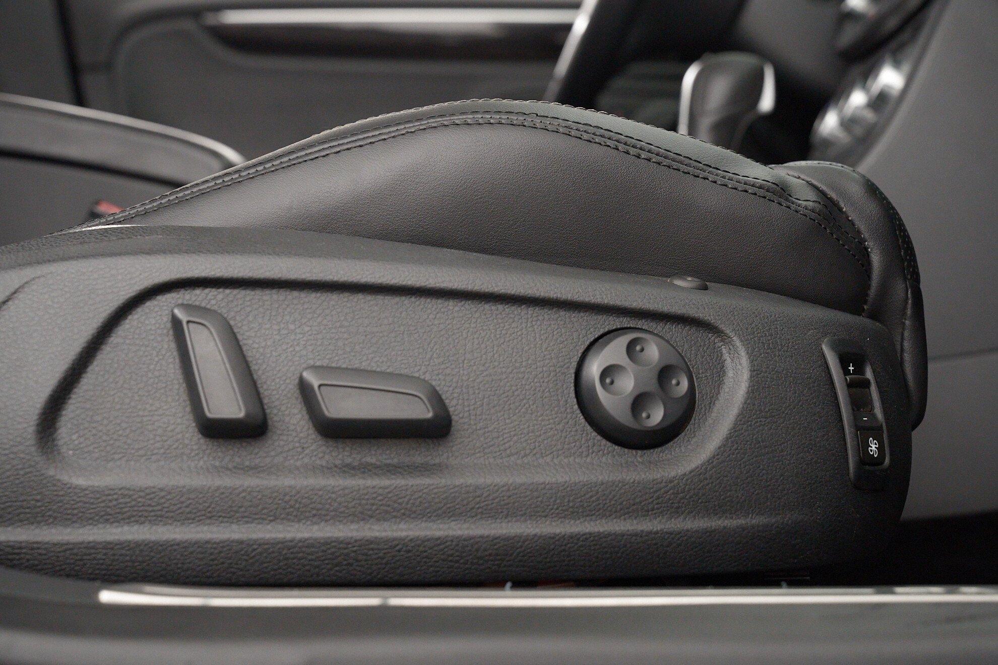 Volkswagen Passat CC 2013, черный