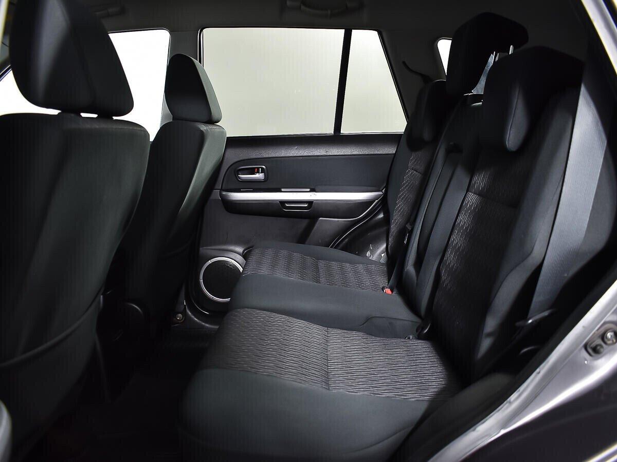 Suzuki Grand Vitara 2014, серый