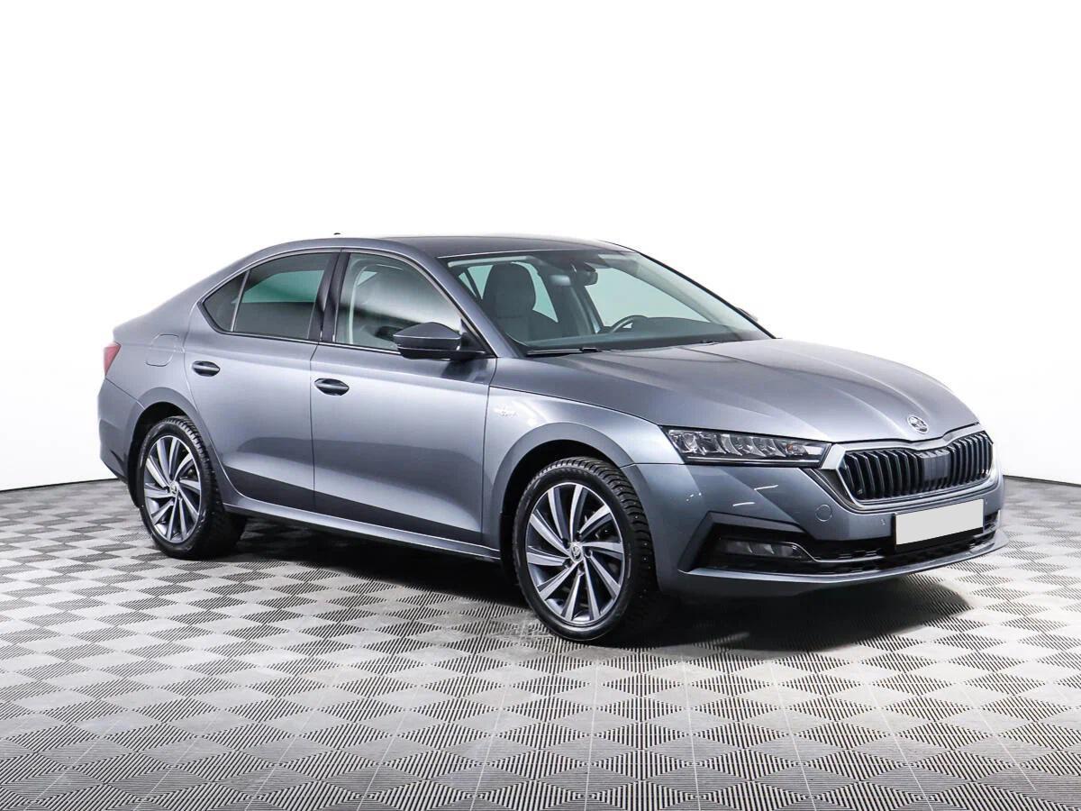 Skoda Octavia 2023, серый