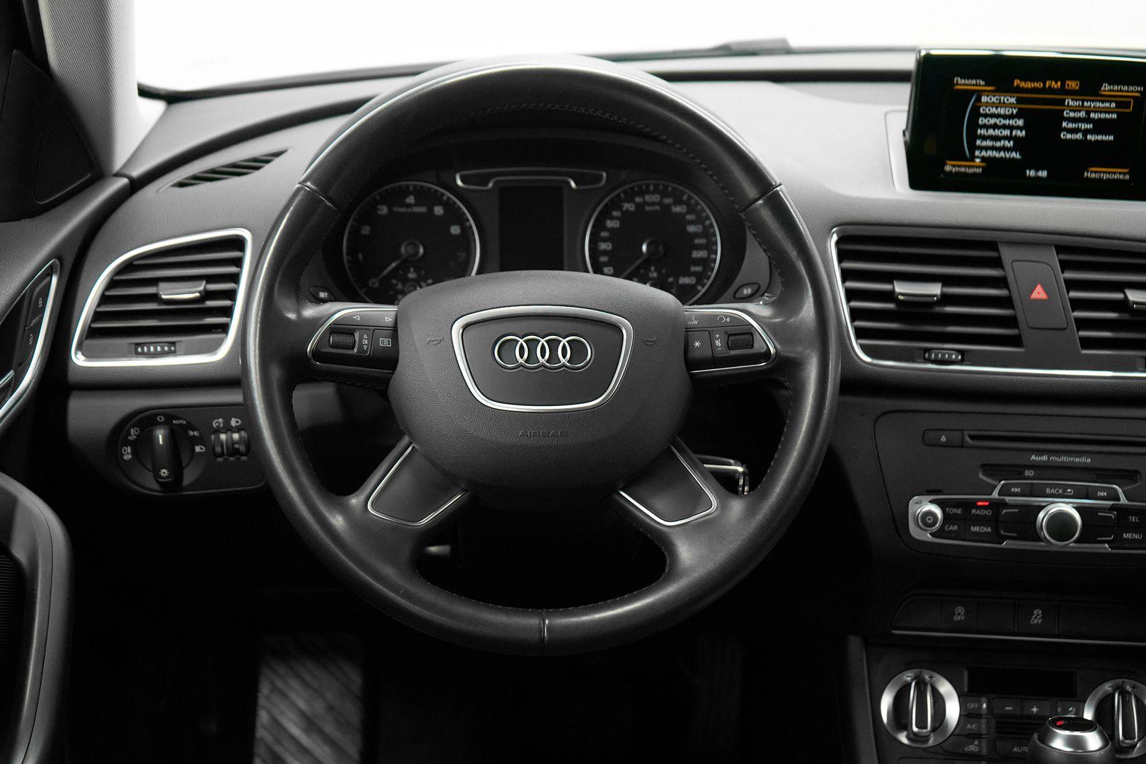 Audi Q3 2013, белый