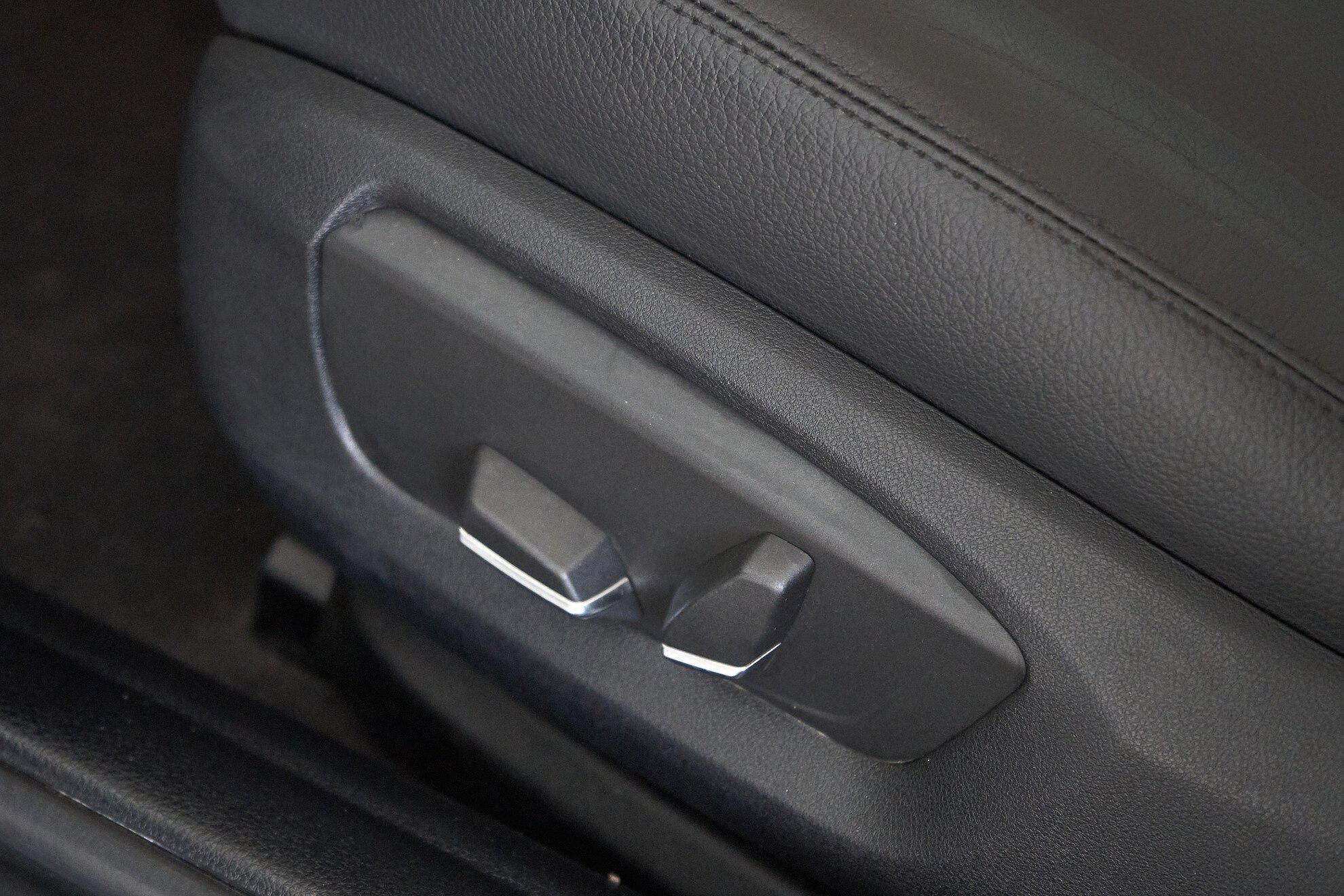 BMW 5 серии 2014, белый