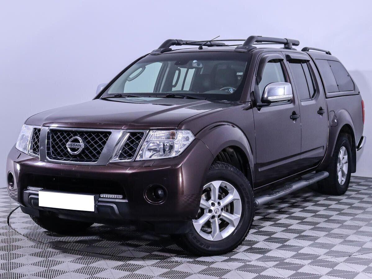Nissan Navara (Frontier) 2012, коричневый