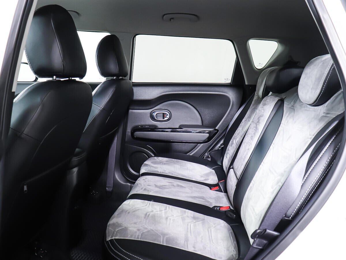 Kia Soul 2019, белый