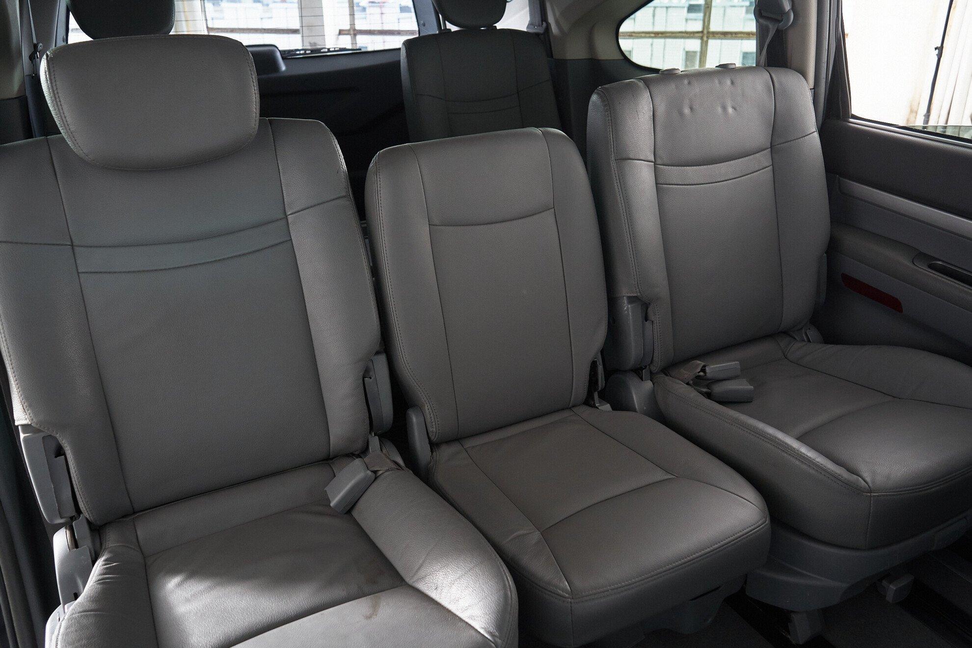 SsangYong Rodius 2011, черный