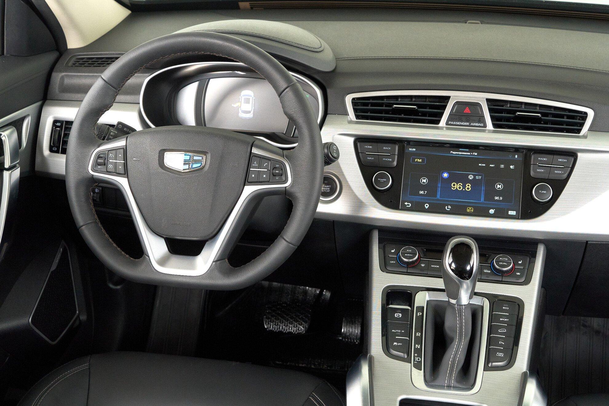 Geely Atlas 2018, черный