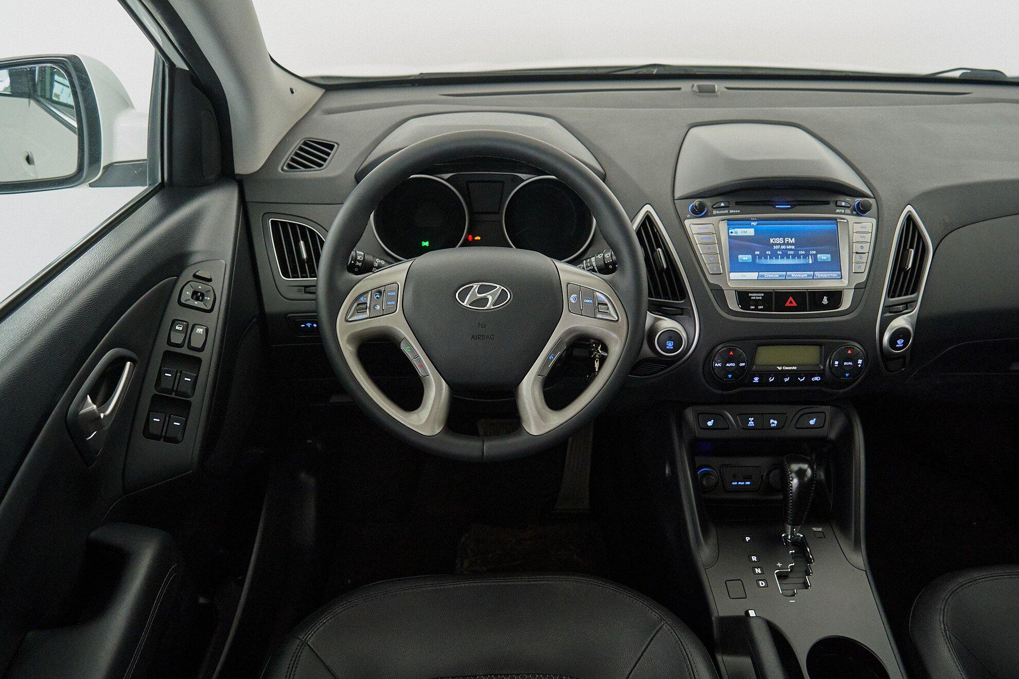 Hyundai ix35 2014, белый