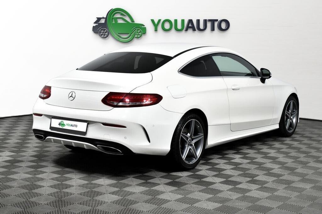 Mercedes-Benz C-Класс 2017, белый