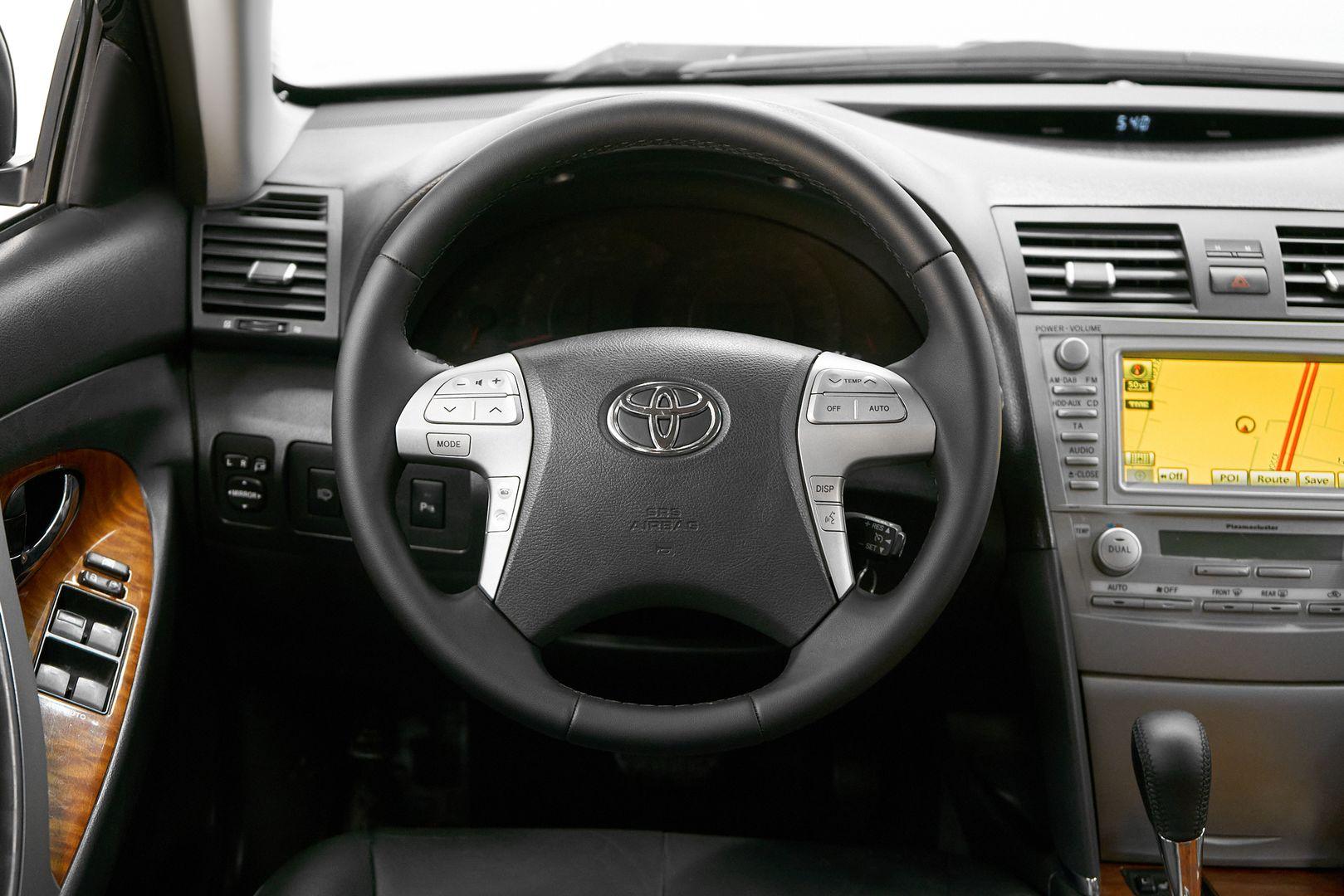Toyota Camry 2011, черный