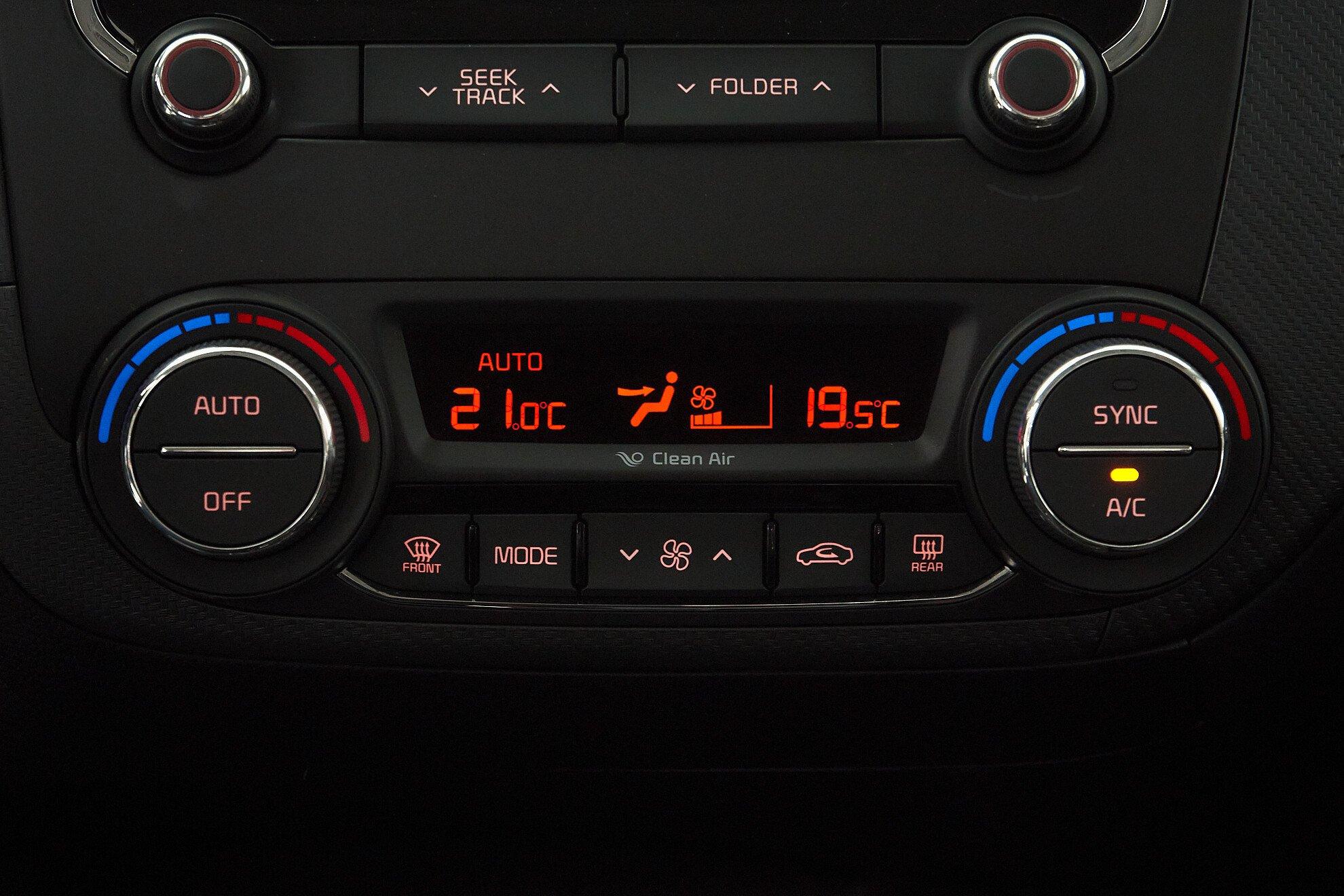Kia Cerato 2016, белый