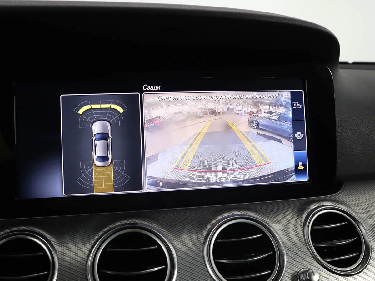 Mercedes-Benz E-Класс 2016, черный
