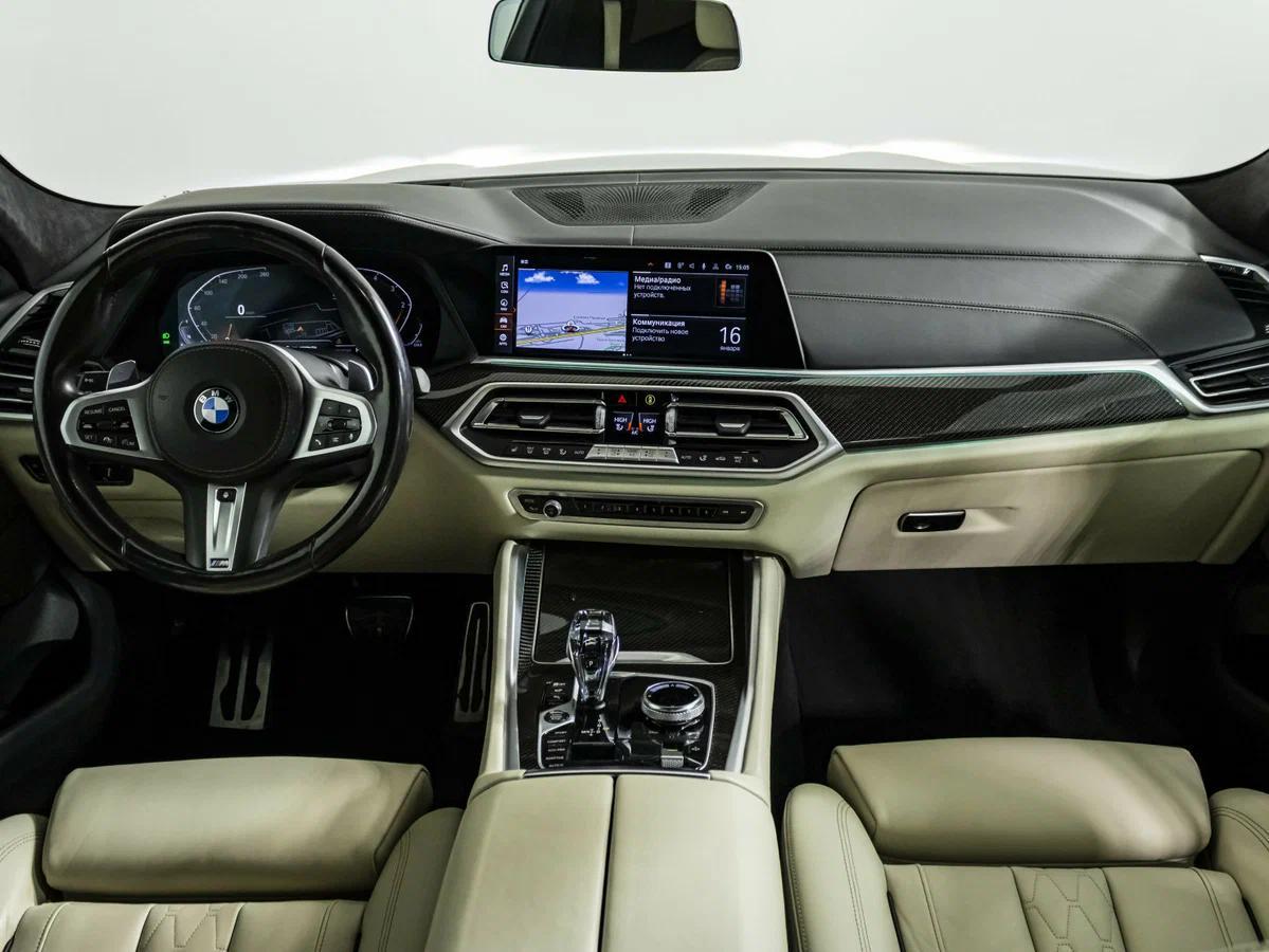 BMW X6 2020, зеленый