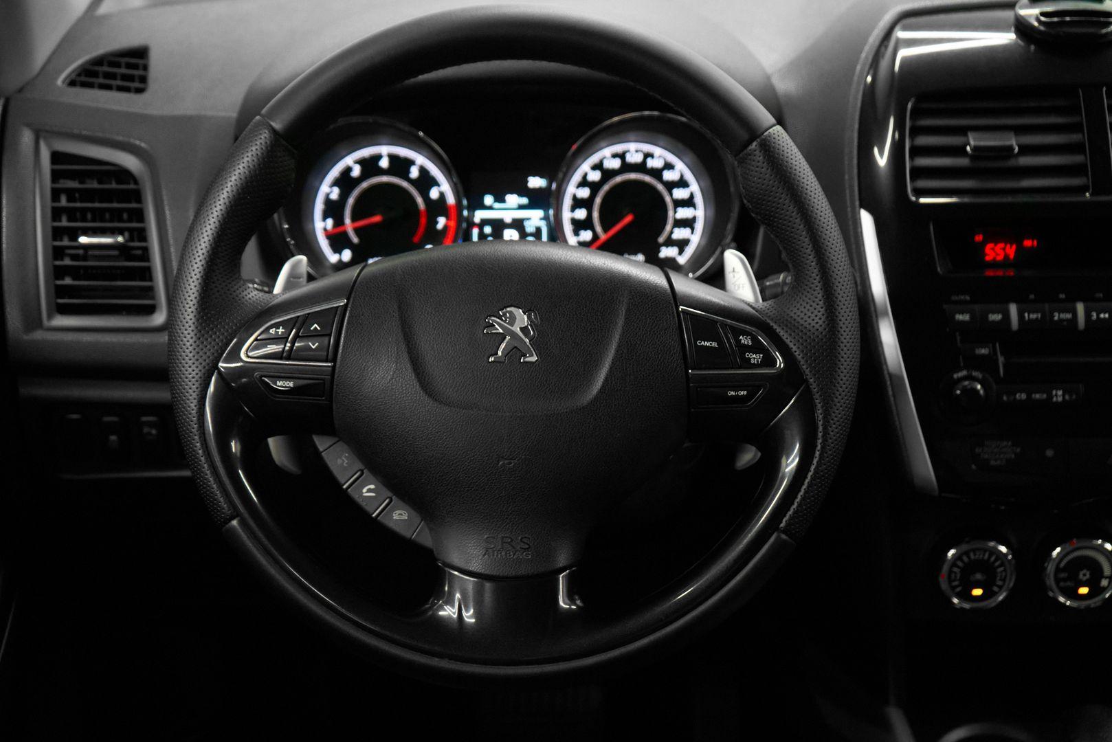 Peugeot 4008 2012, белый