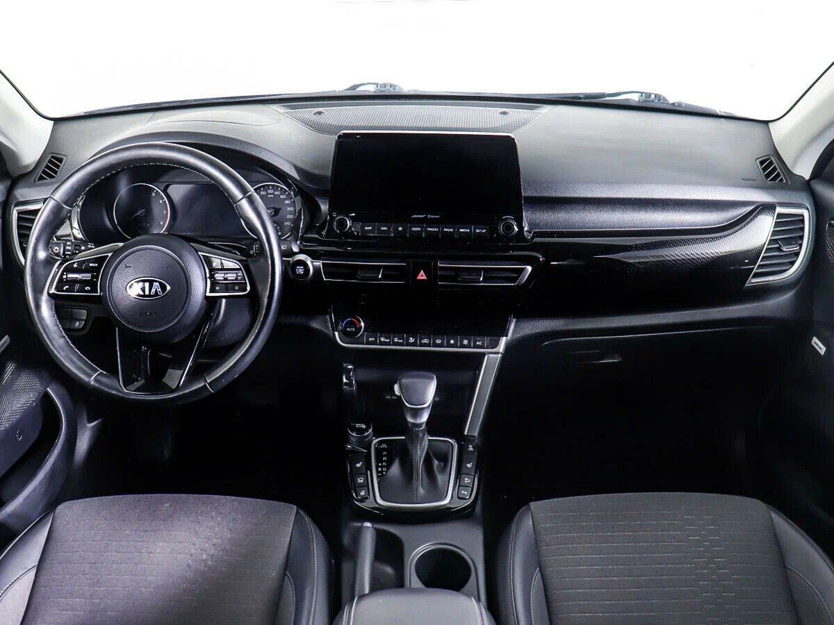 Kia Seltos 2021, серый
