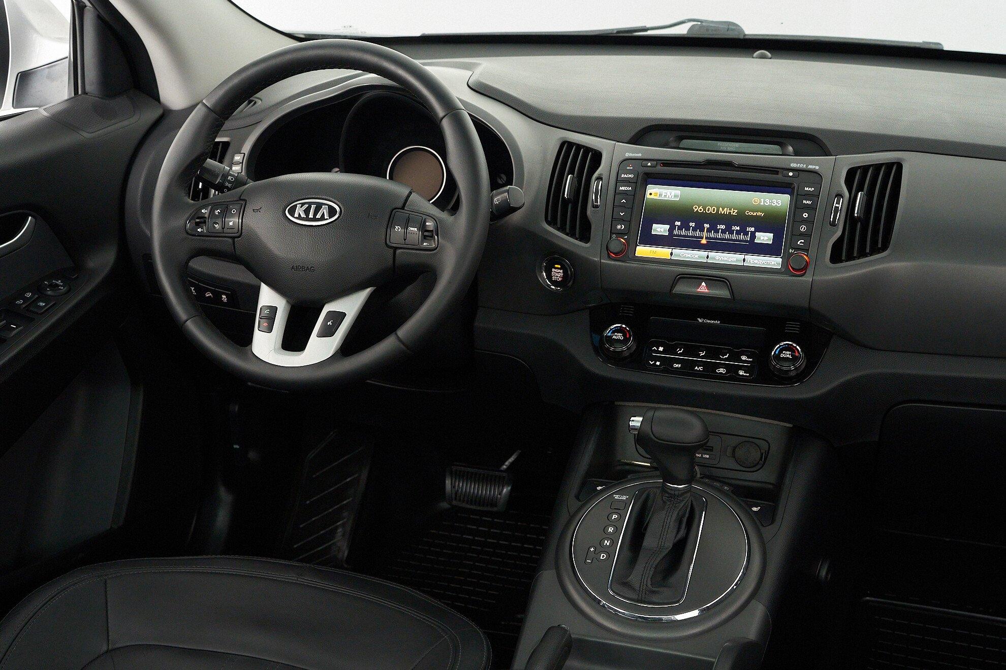 Kia Sportage 2011, серебряный