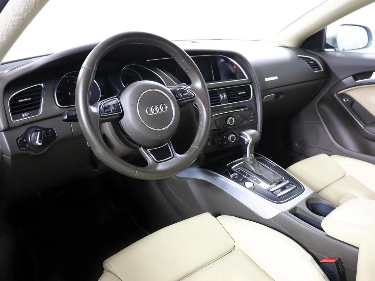 Audi A5 2015, синий
