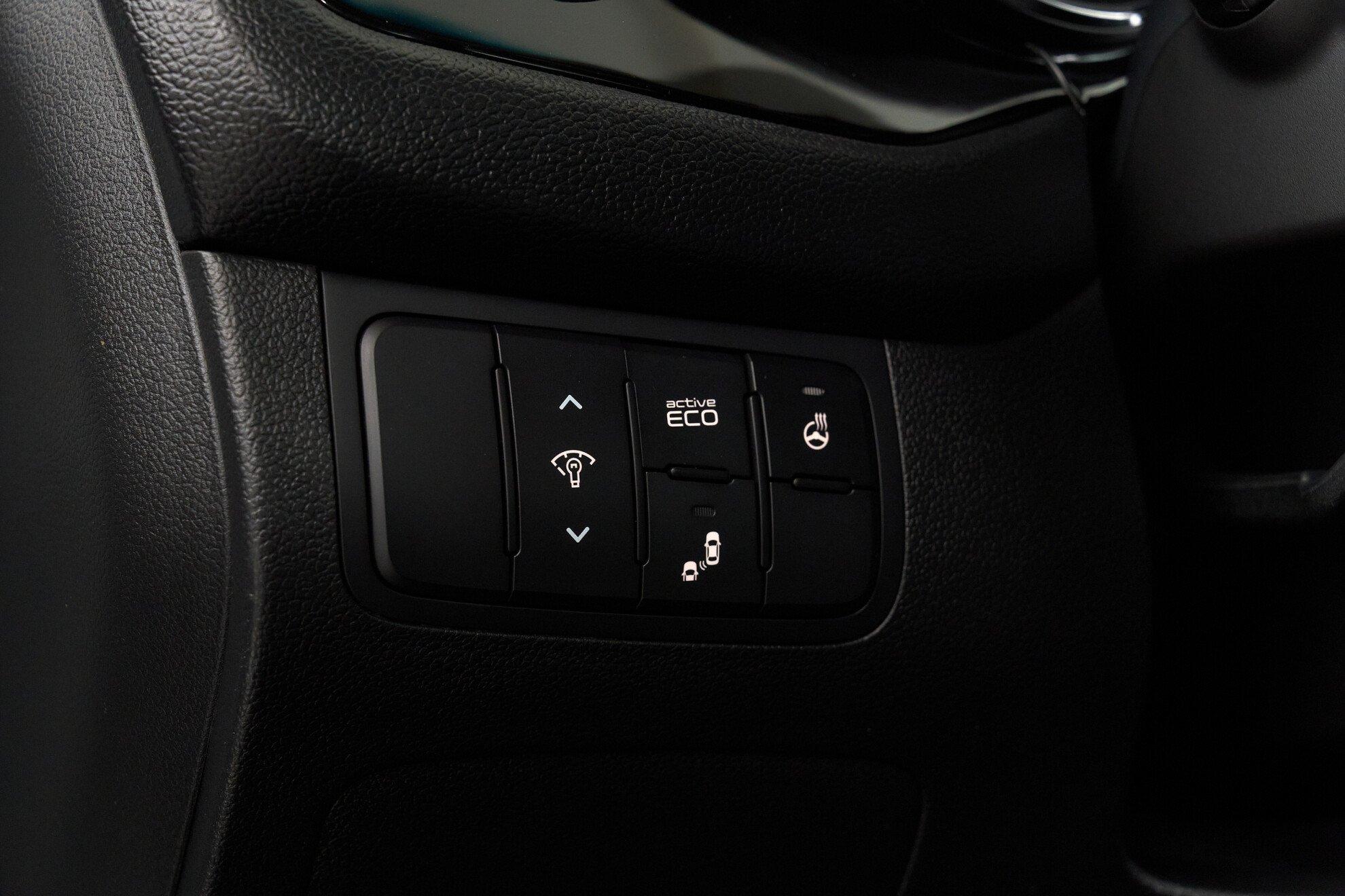 Kia Ceed 2017, белый