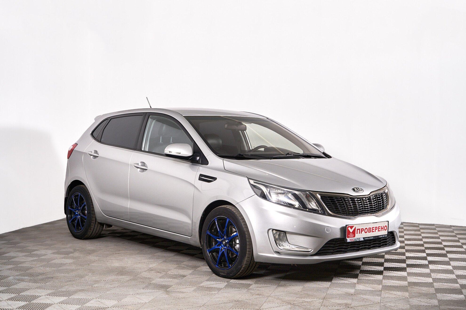Kia Rio 2014, серебряный