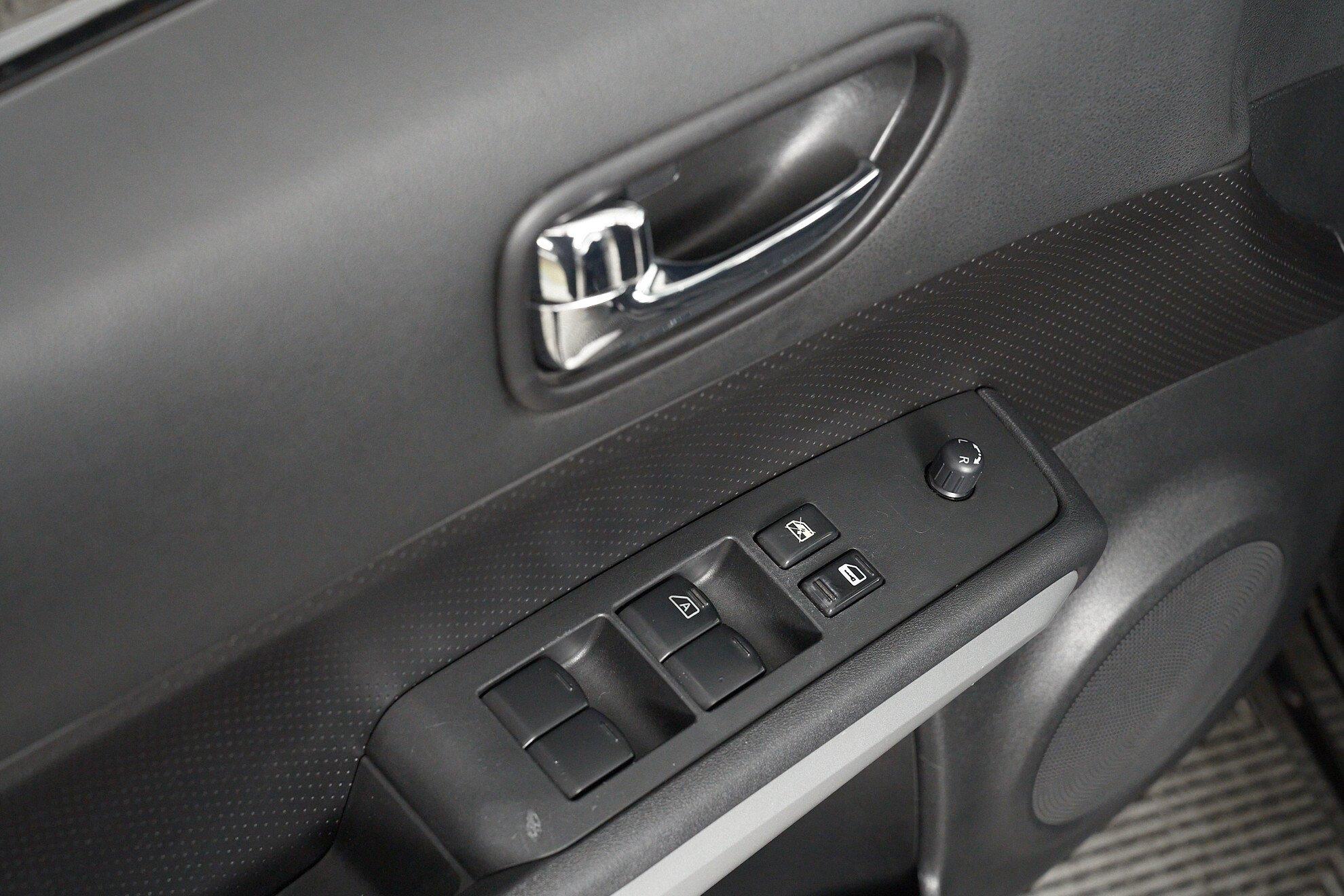 Nissan X-Trail 2014, черный