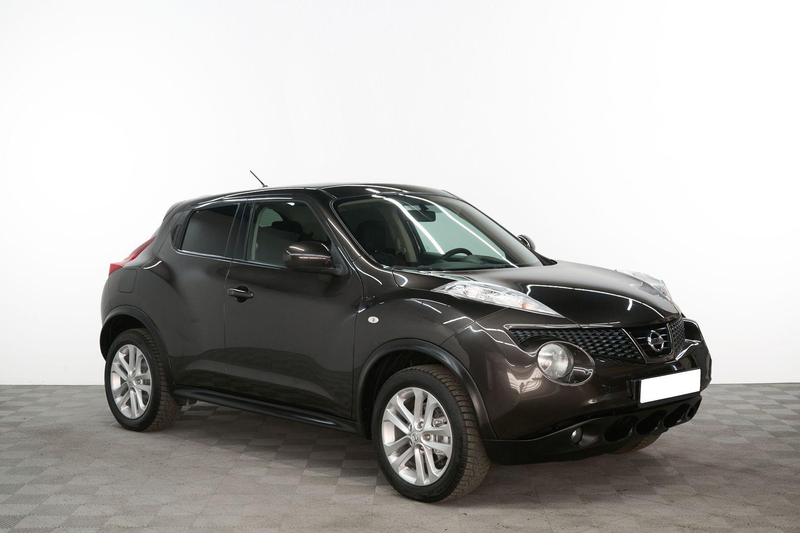 Nissan Juke 2012, коричневый