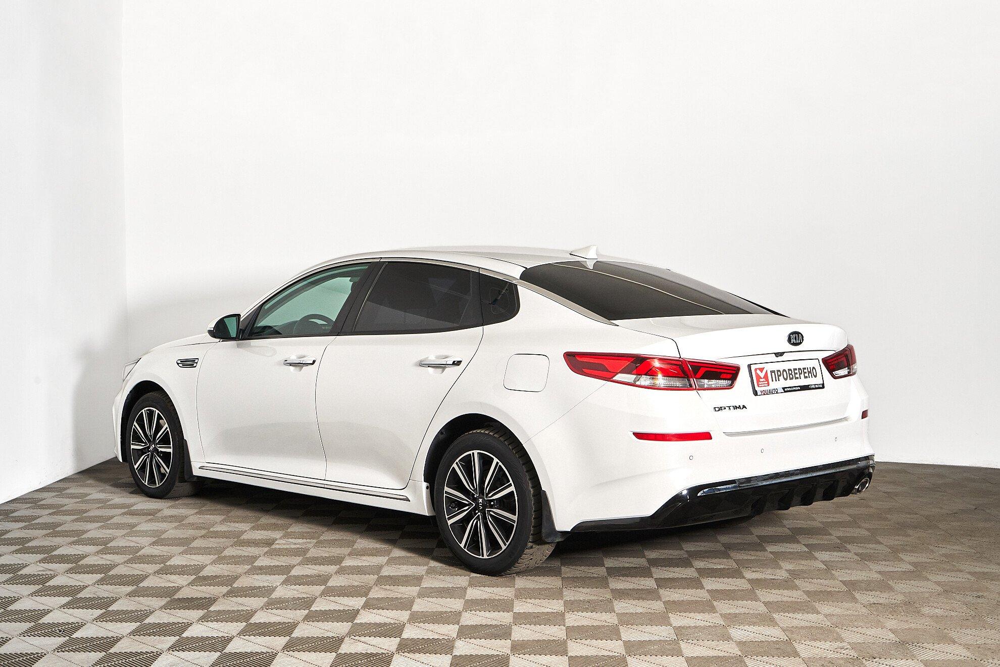 Kia Optima 2019, белый