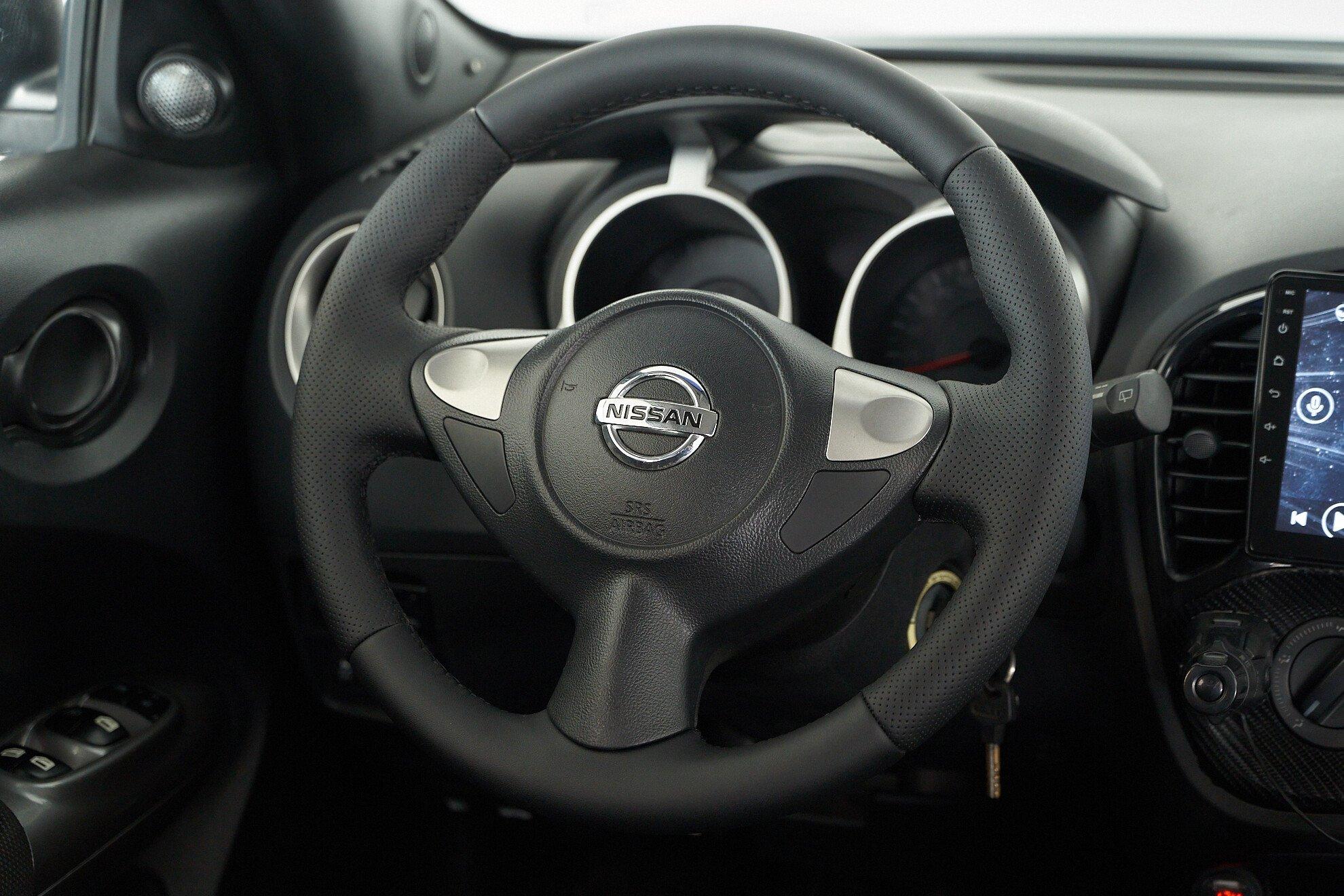 Nissan Juke 2013, черный