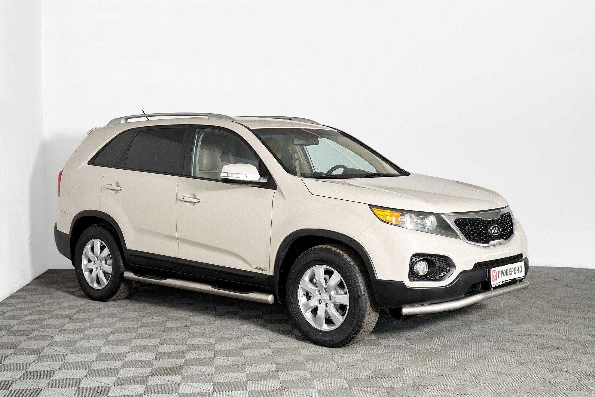 Kia Sorento 2010, бежевый