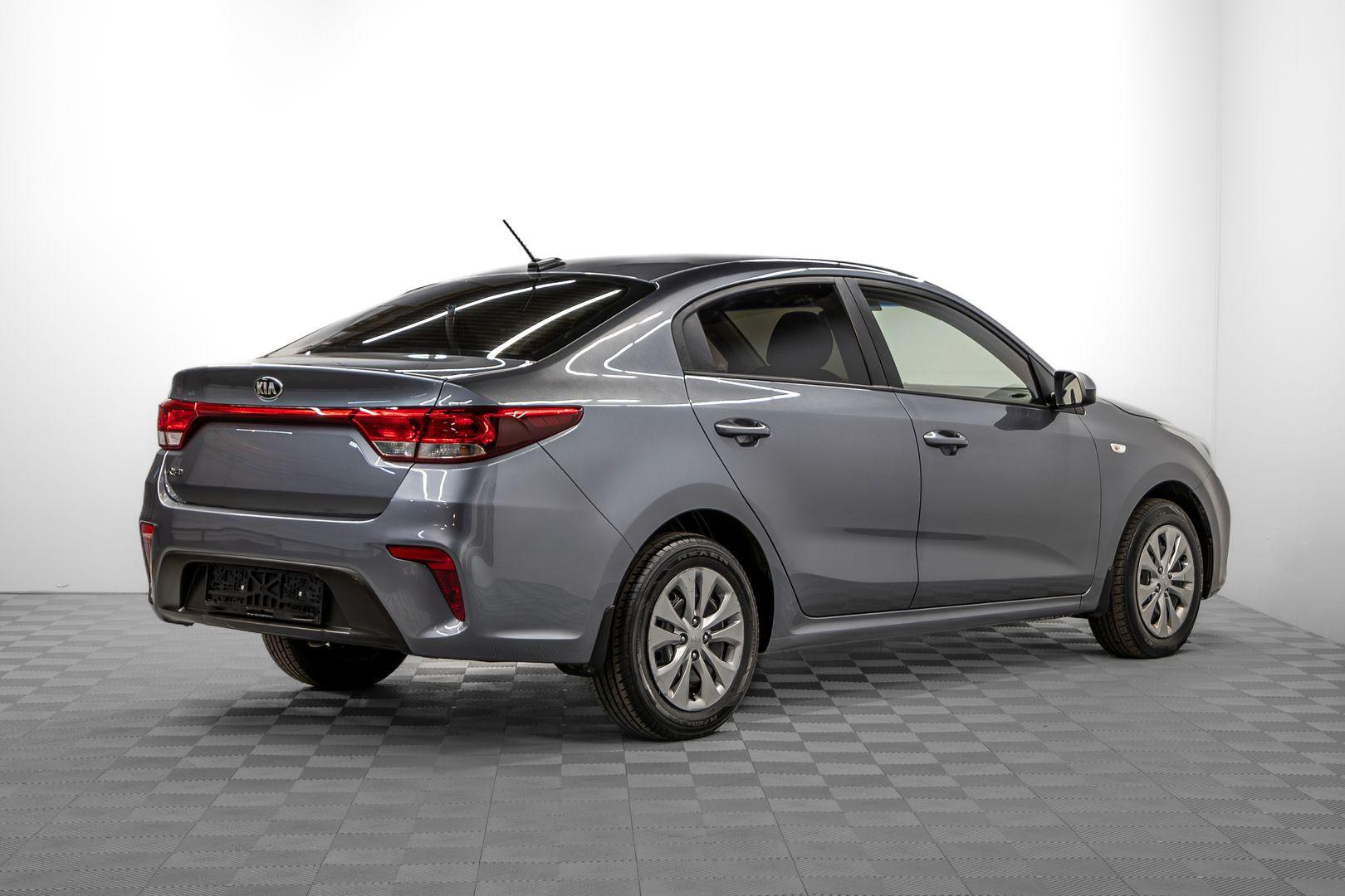Kia Rio 2018, серый