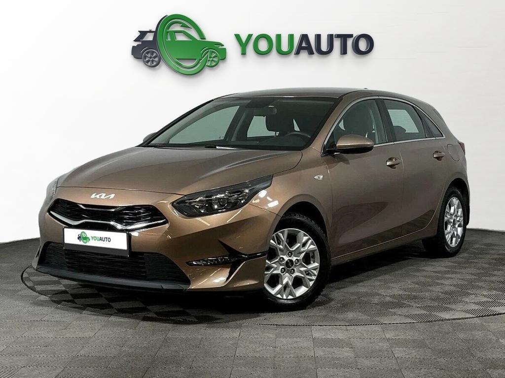 Kia Ceed 2021, коричневый