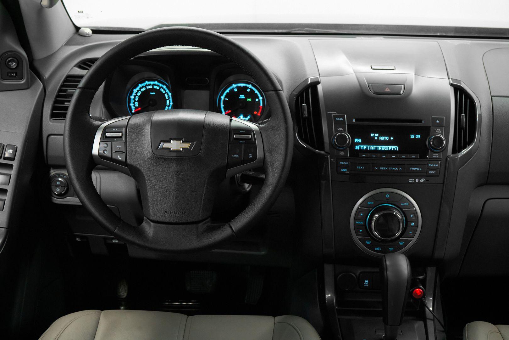 Chevrolet TrailBlazer 2014, черный