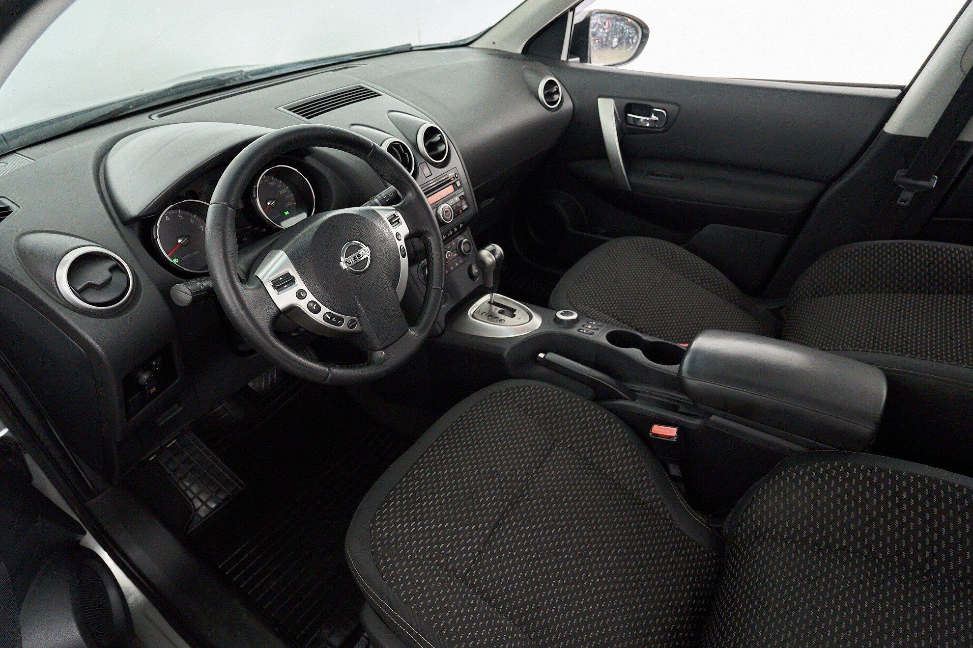 Nissan Qashqai+2 2008, серебряный